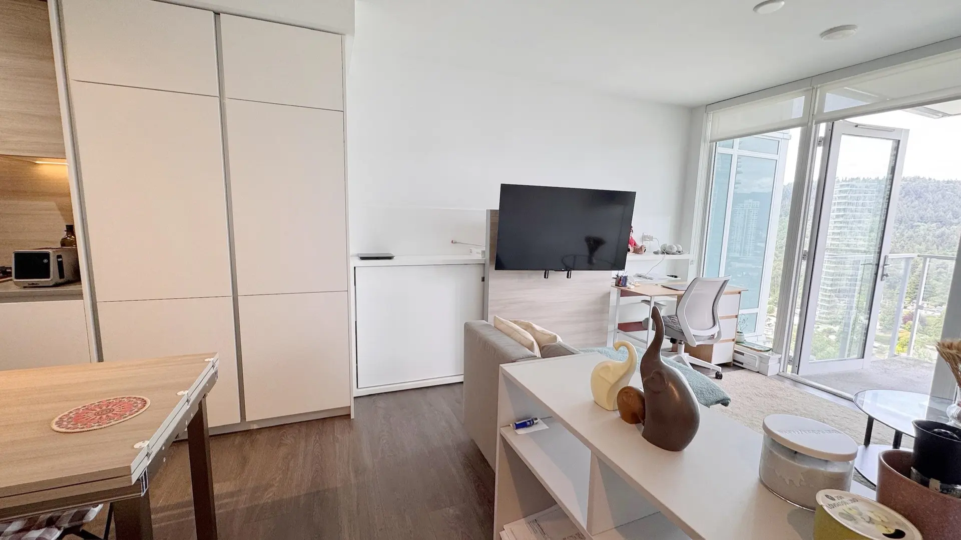#2408 652 Whiting Way - Image 4