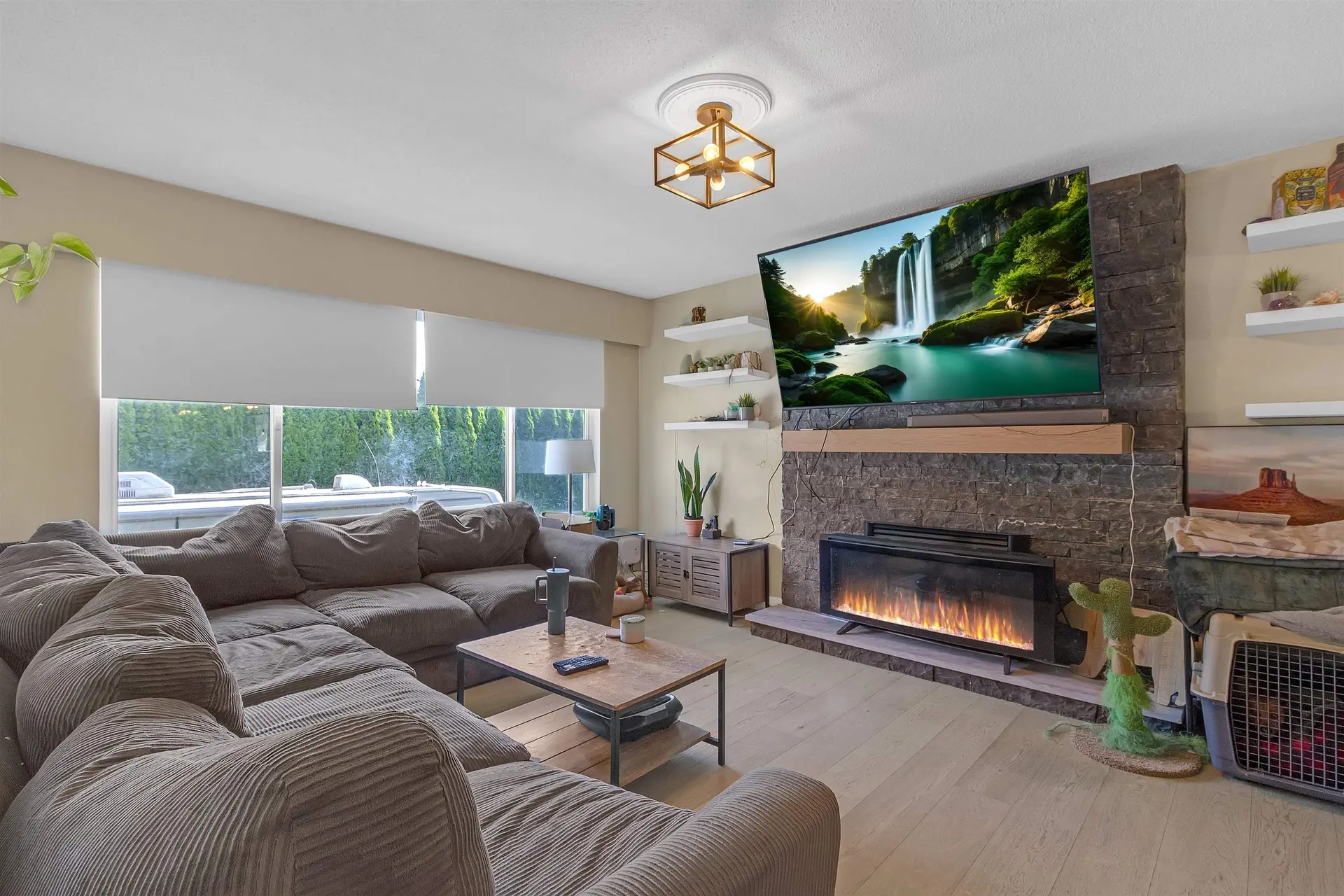 12209 221 Street - Image 4