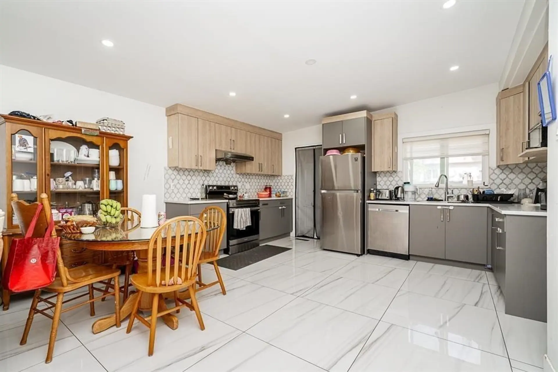14125 75 Avenue - Image 4