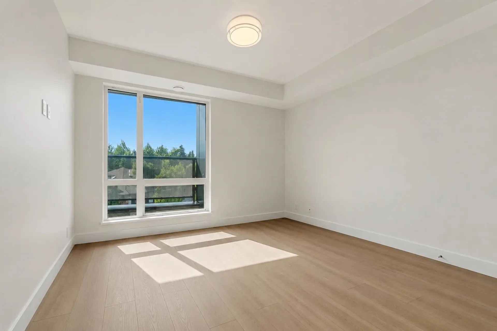 #312 2233 156 Street - Image 11