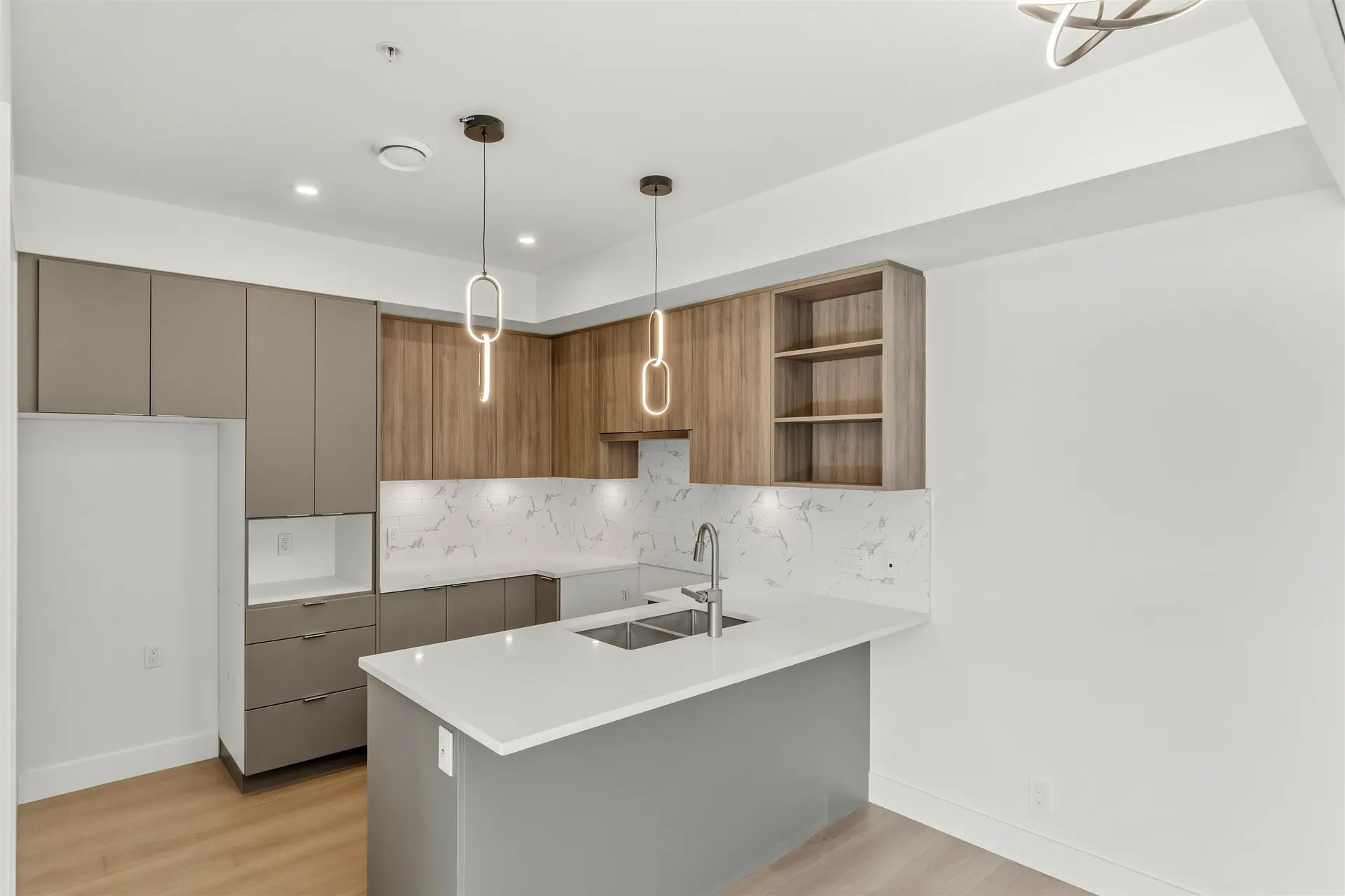 #312 2233 156 Street - Image 4