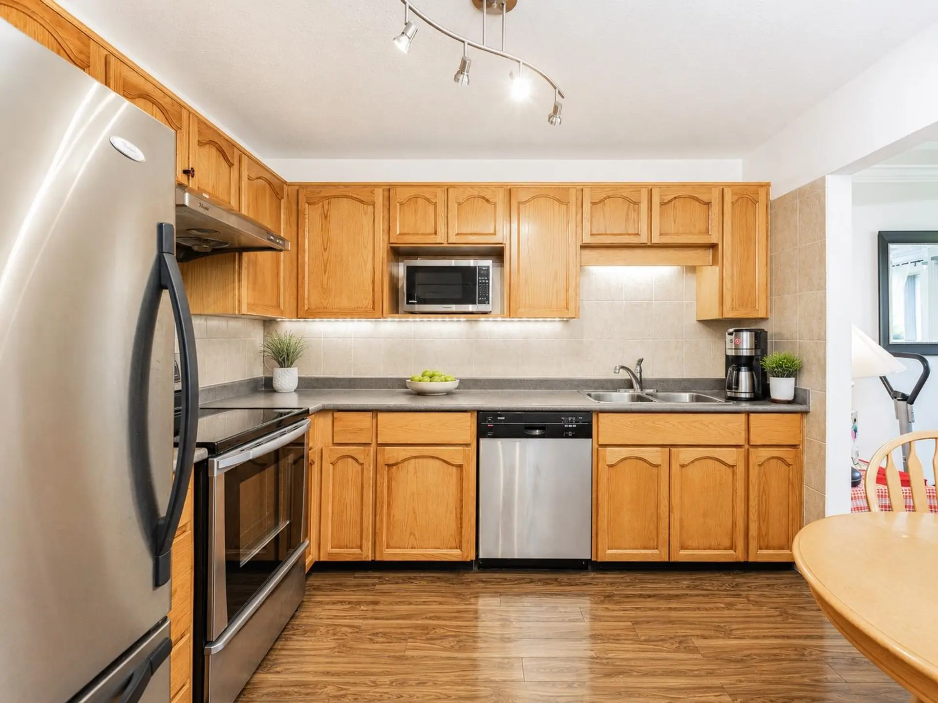 #252 8600 Lansdowne Road - Image 6