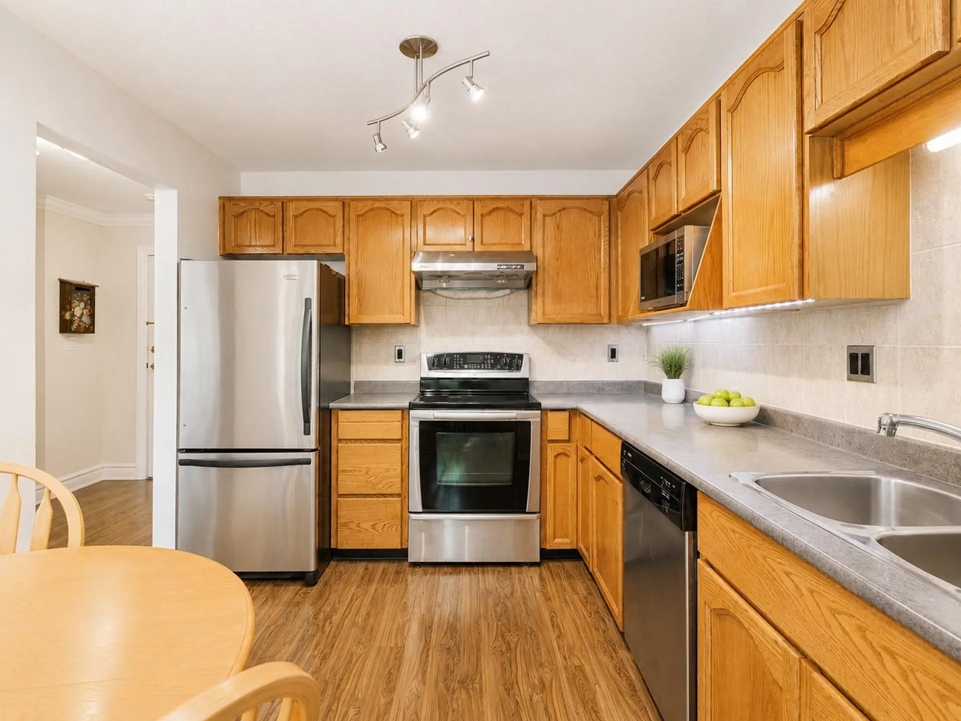 #252 8600 Lansdowne Road - Image 7