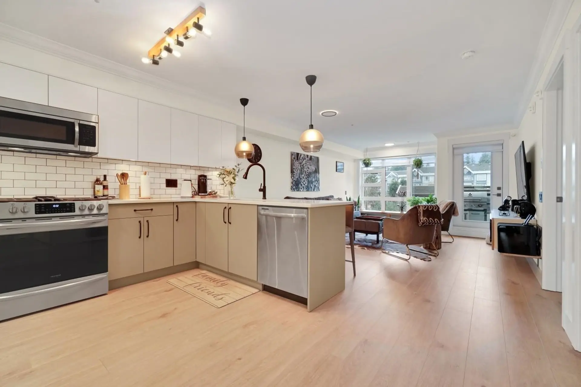 #303 857 W 15th Street - Image 13