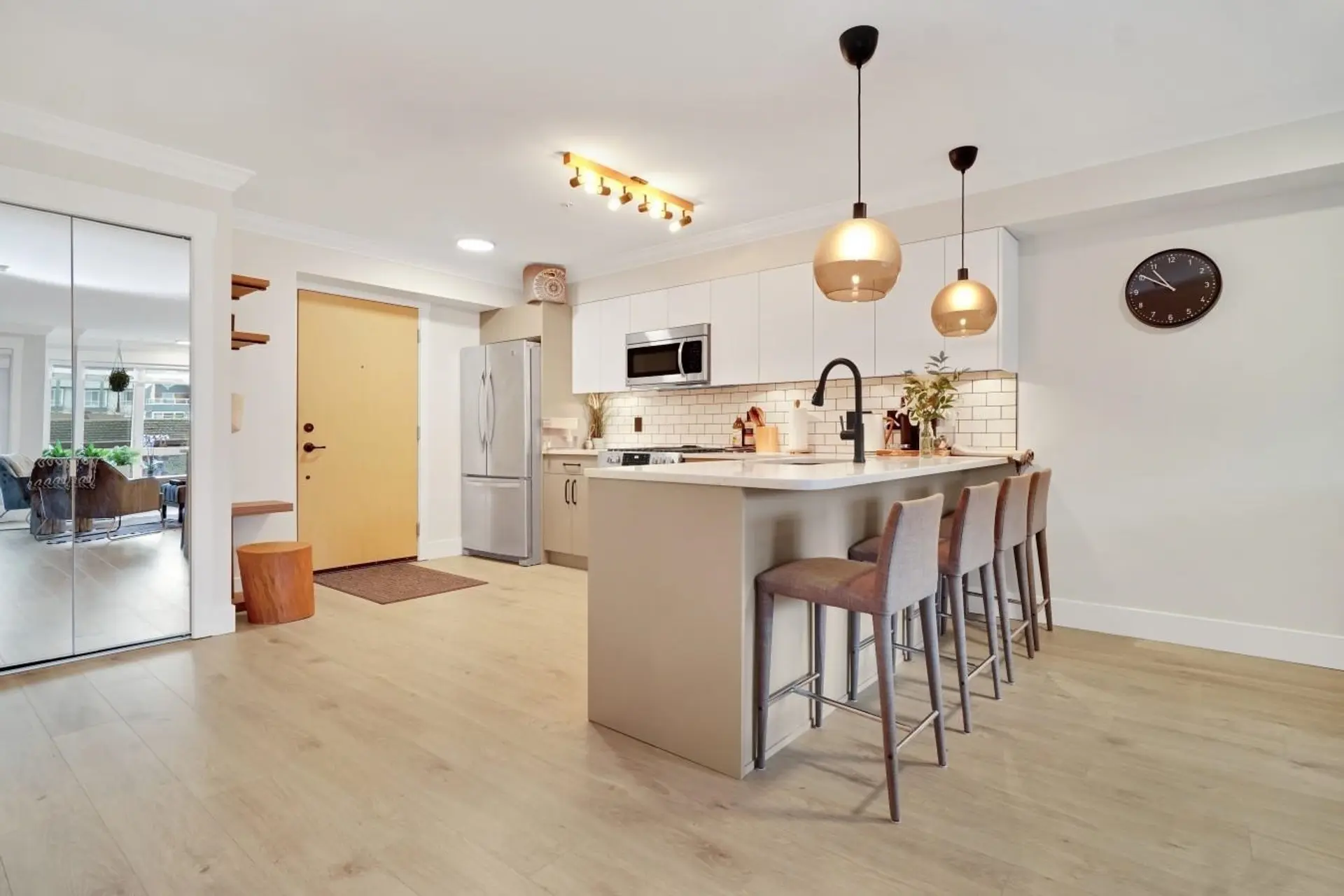 #303 857 W 15th Street - Image 12