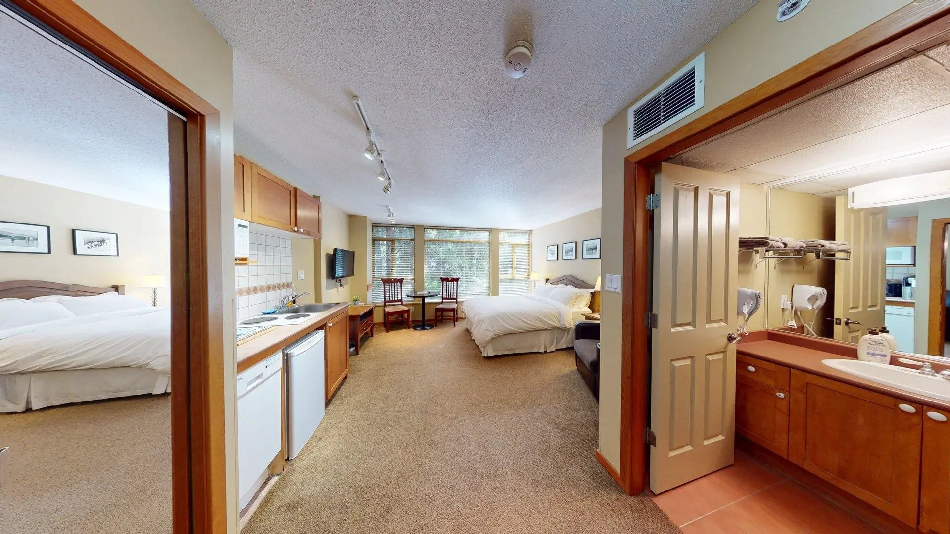 #127 4315 Northlands Boulevard - Image 6