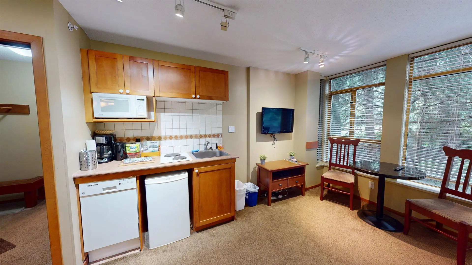 #127 4315 Northlands Boulevard - Image 3