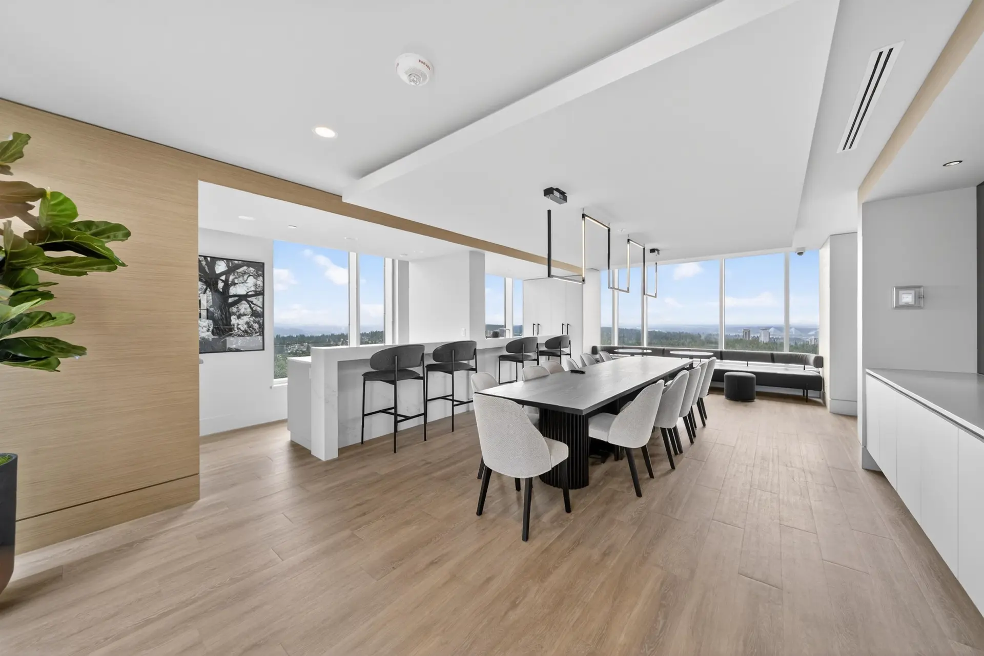 #2108 567 Emerson Street - Image 15