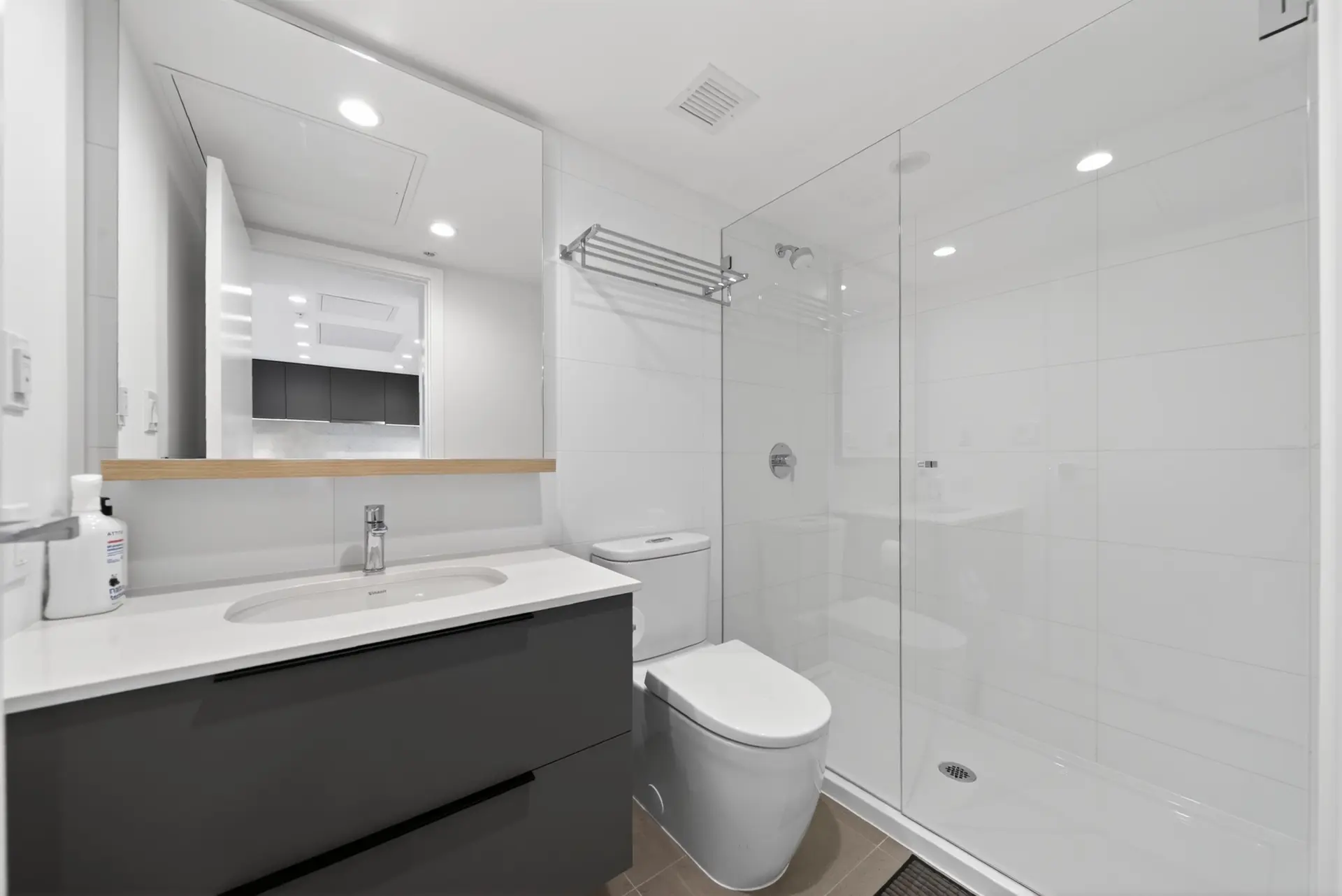 #2108 567 Emerson Street - Image 11