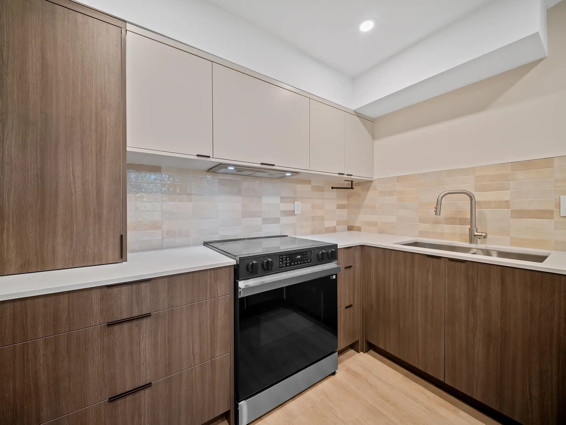 #402 2211 W 2nd Ave - Image 6