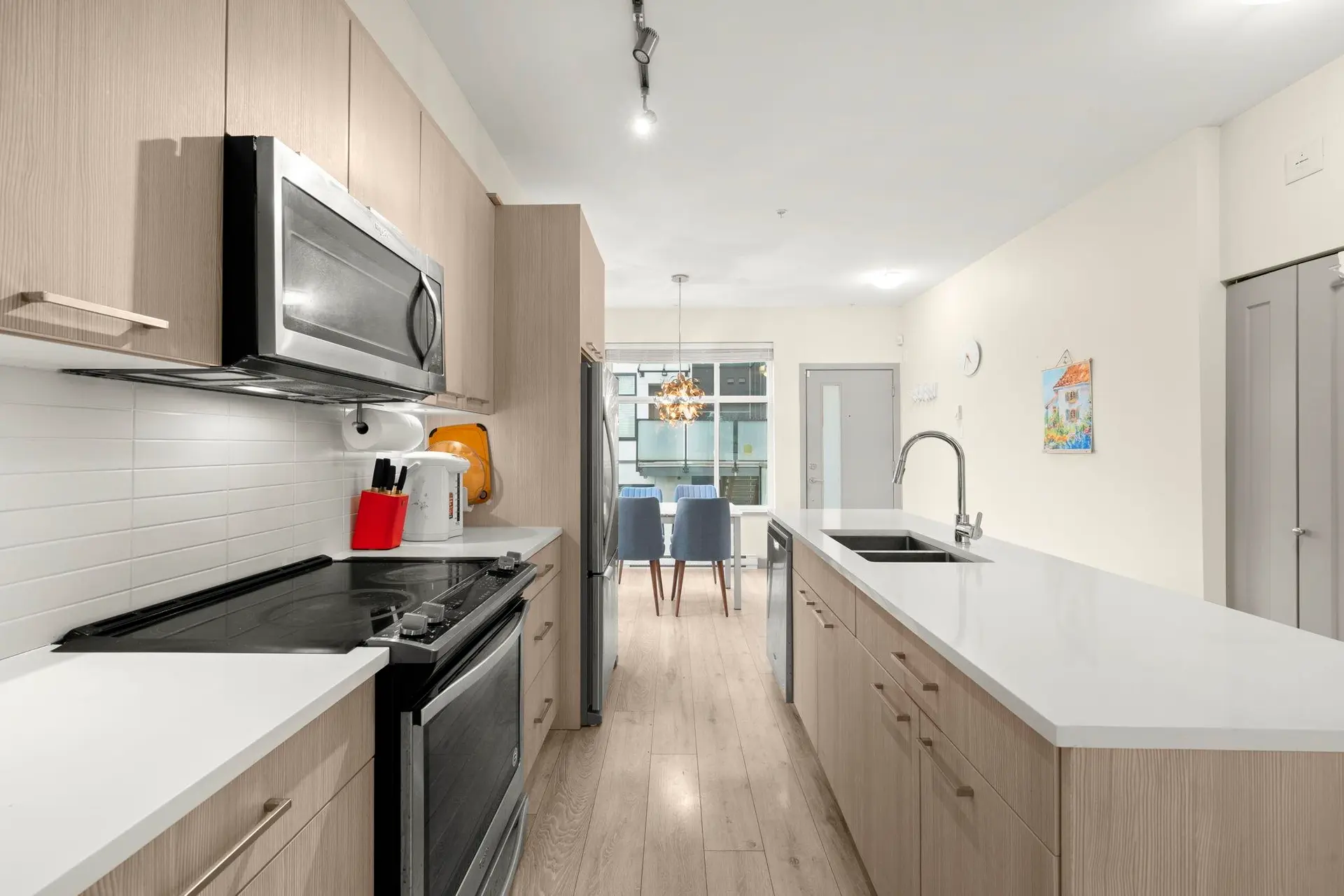 #216 7001 Royal Oak Avenue - Image 6