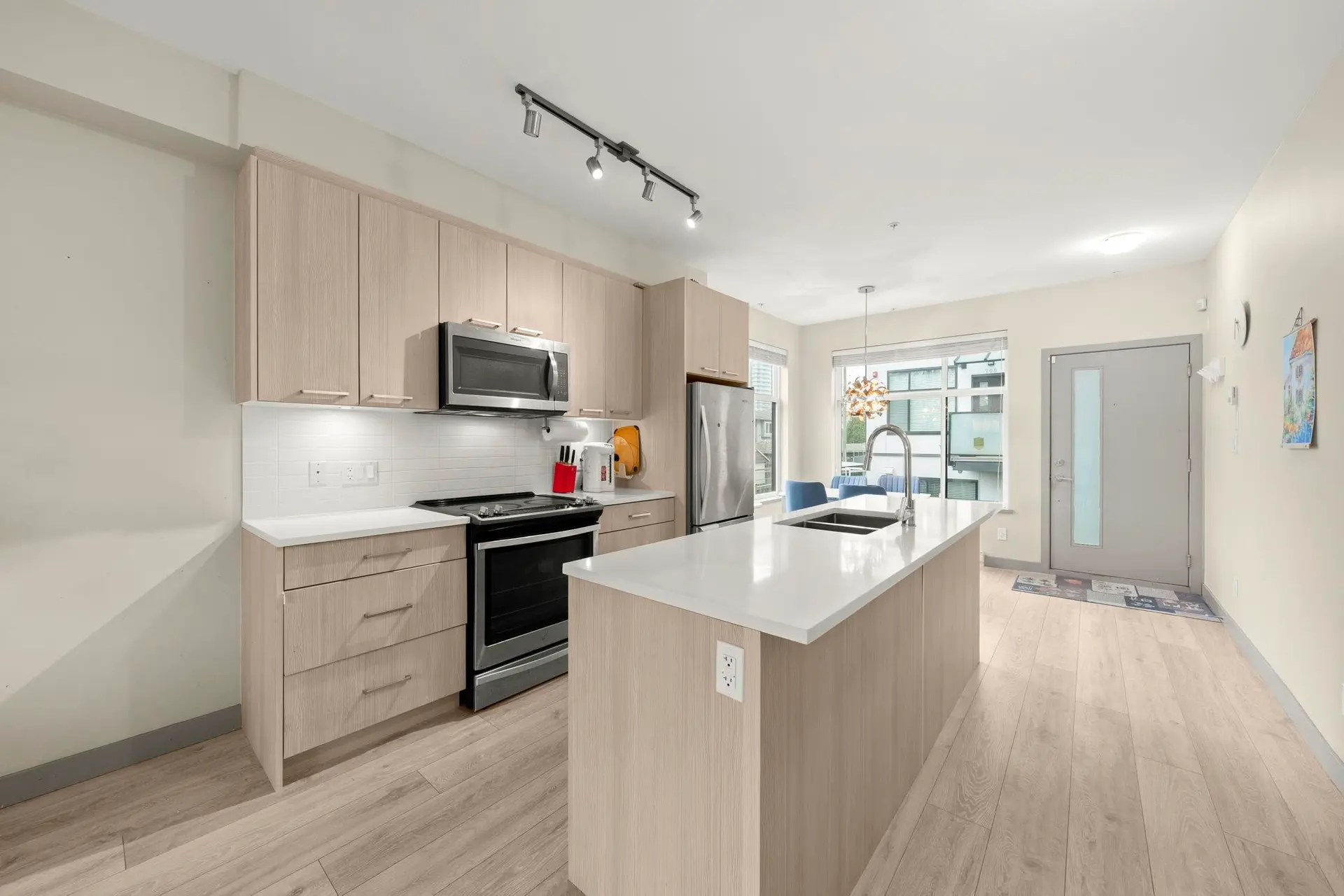 #216 7001 Royal Oak Avenue - Image 4