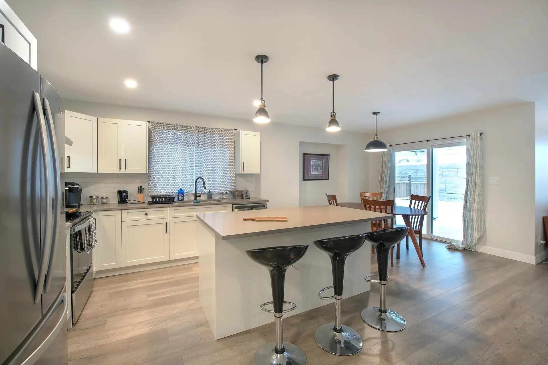 1040 Celia Crescent - Image 4