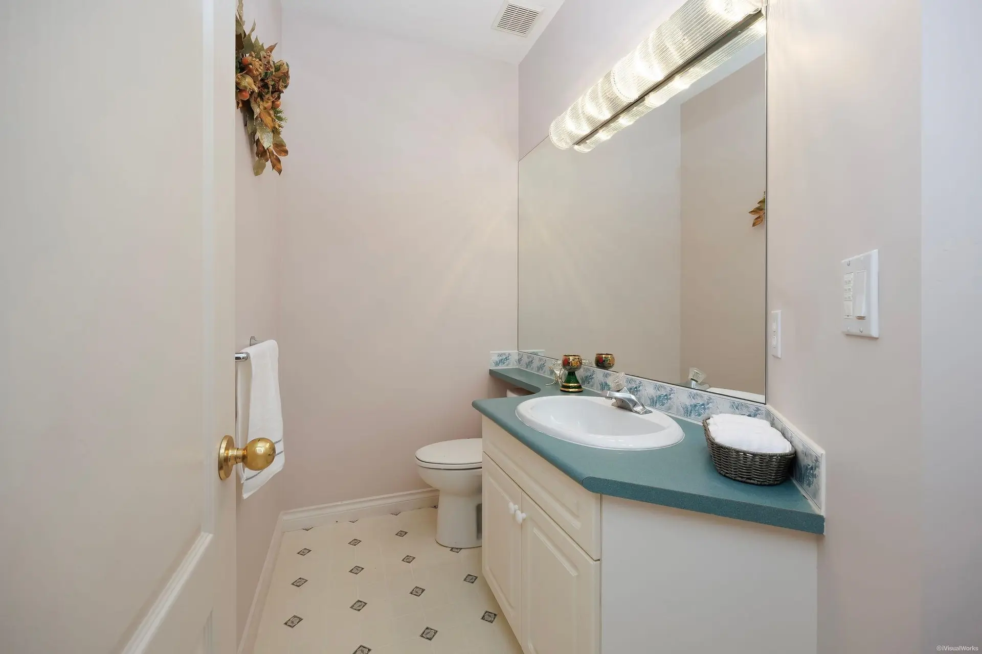 2244 140a Street - Image 17