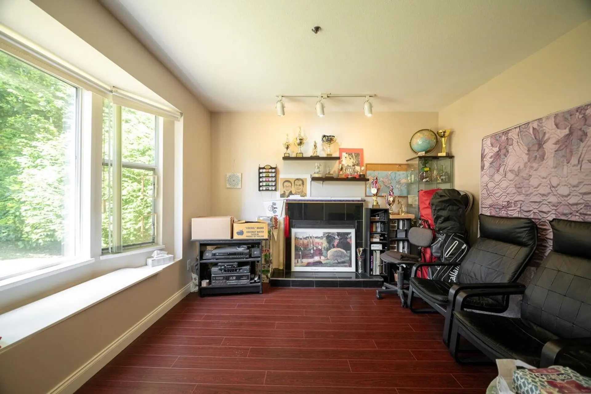 4568 Hoy Street - Image 9
