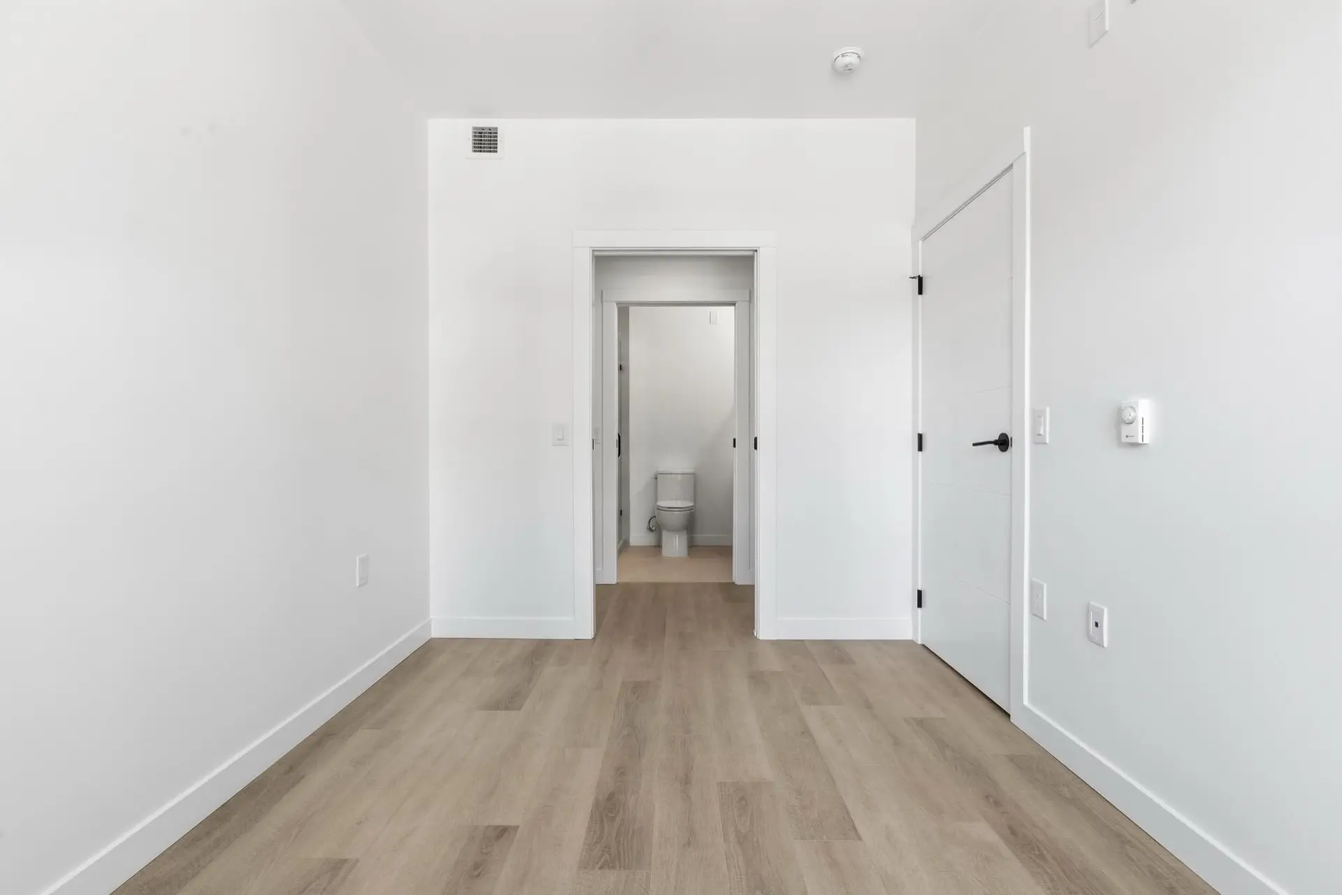#203 2268 E Broadway - Image 9