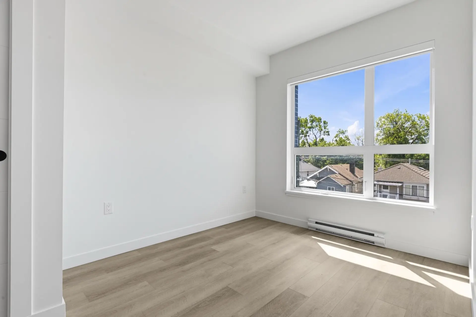 #302 2268 E Broadway - Image 8