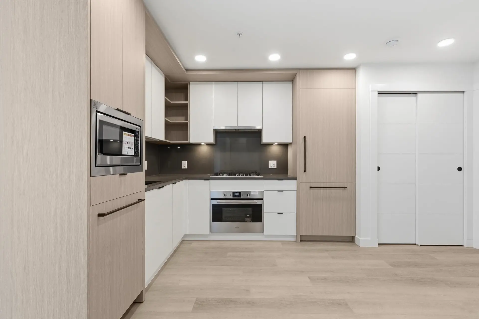 #403 2268 E Broadway - Image 2