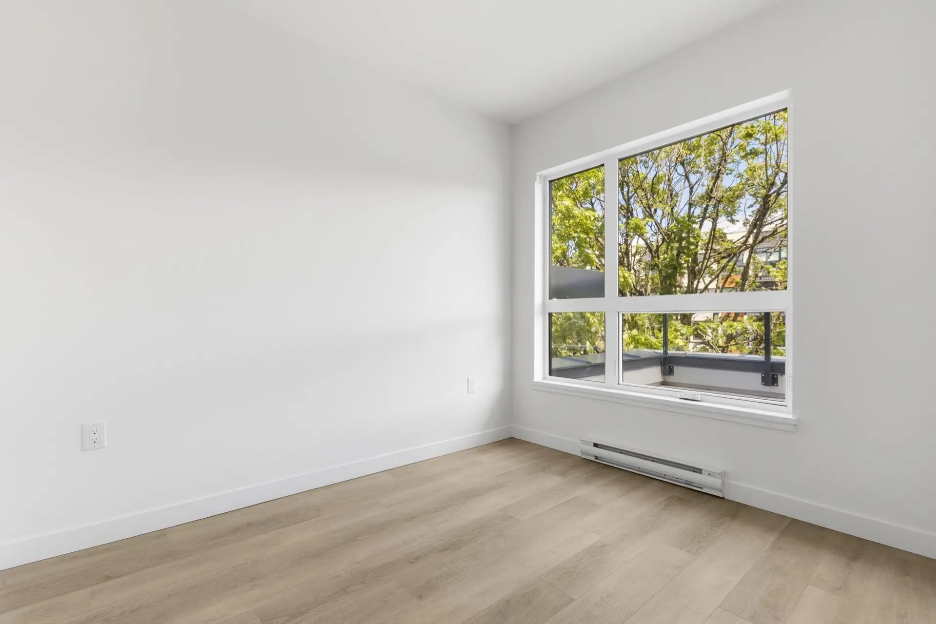#403 2268 E Broadway - Image 9