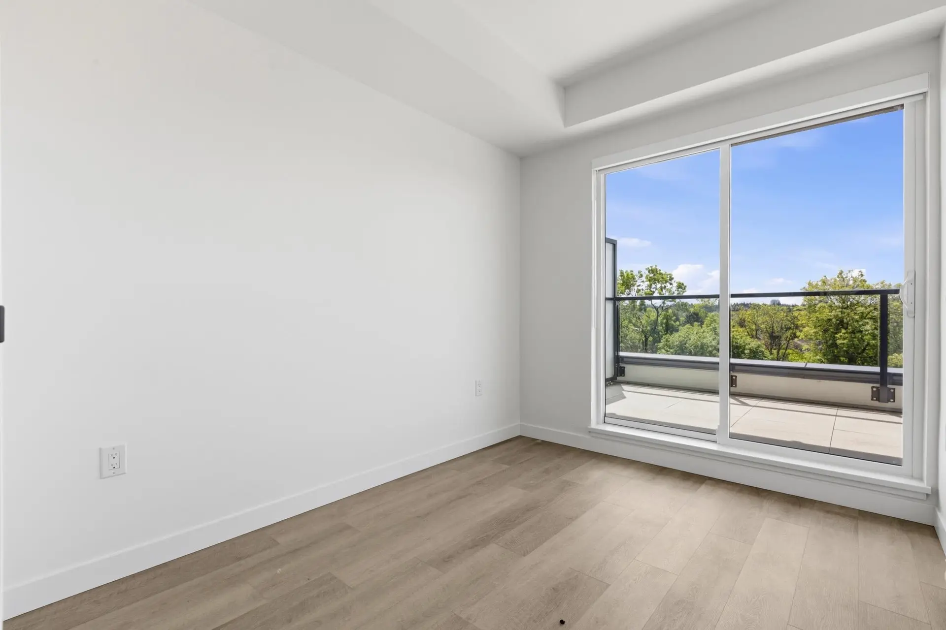 #501 2268 E Broadway - Image 11