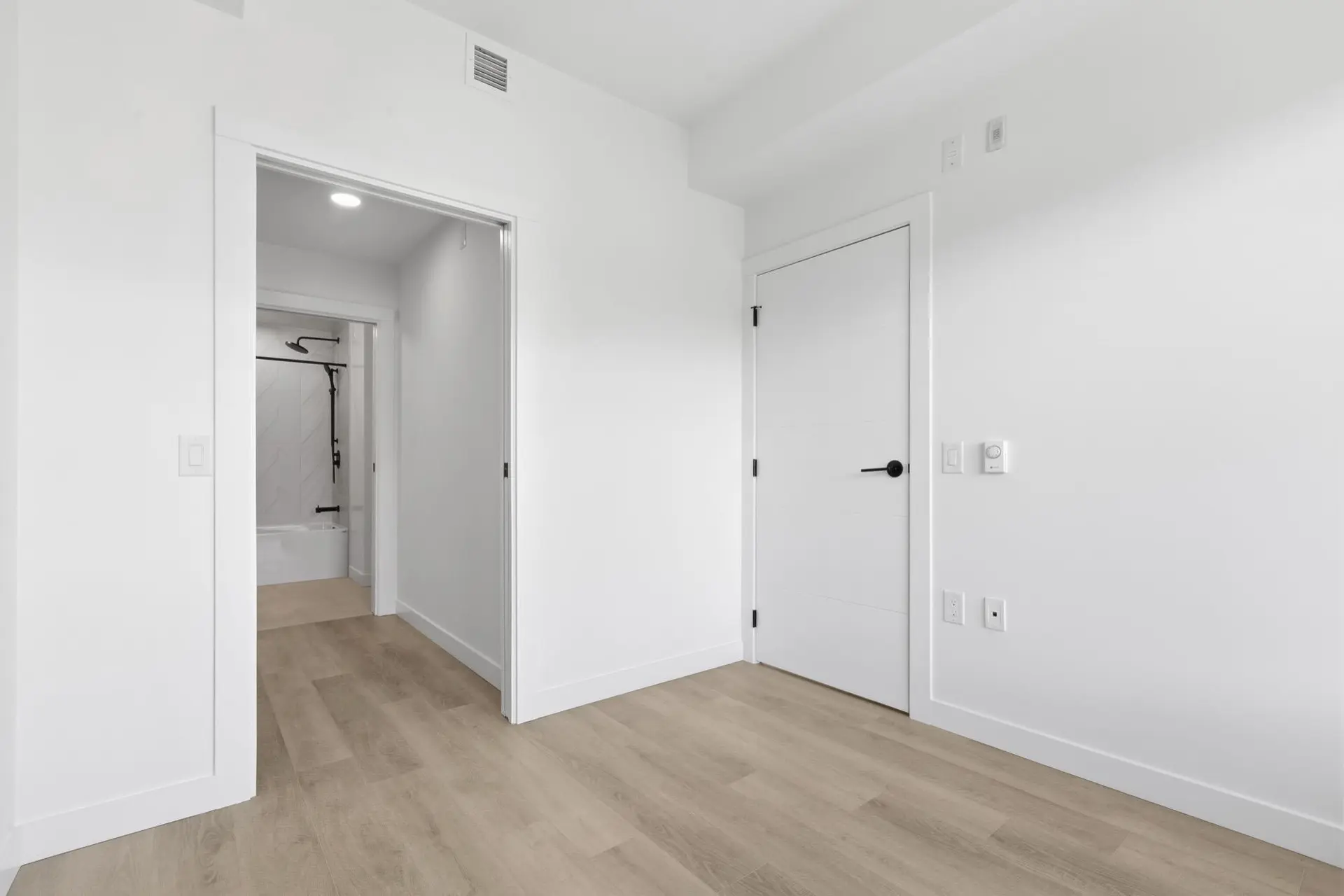 #404 2268 E Broadway - Image 9
