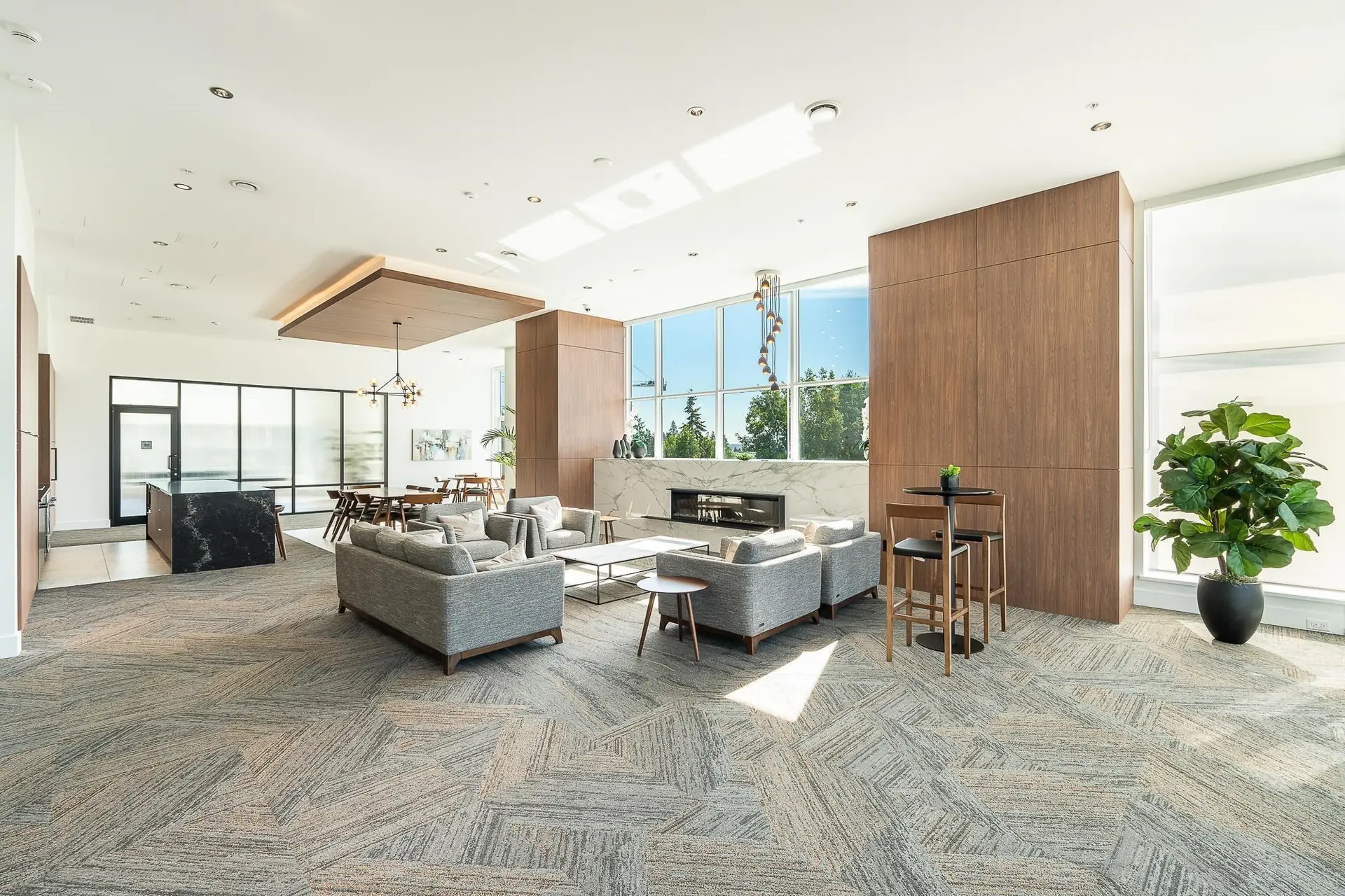 #1004 555 Sydney Avenue - Image 6