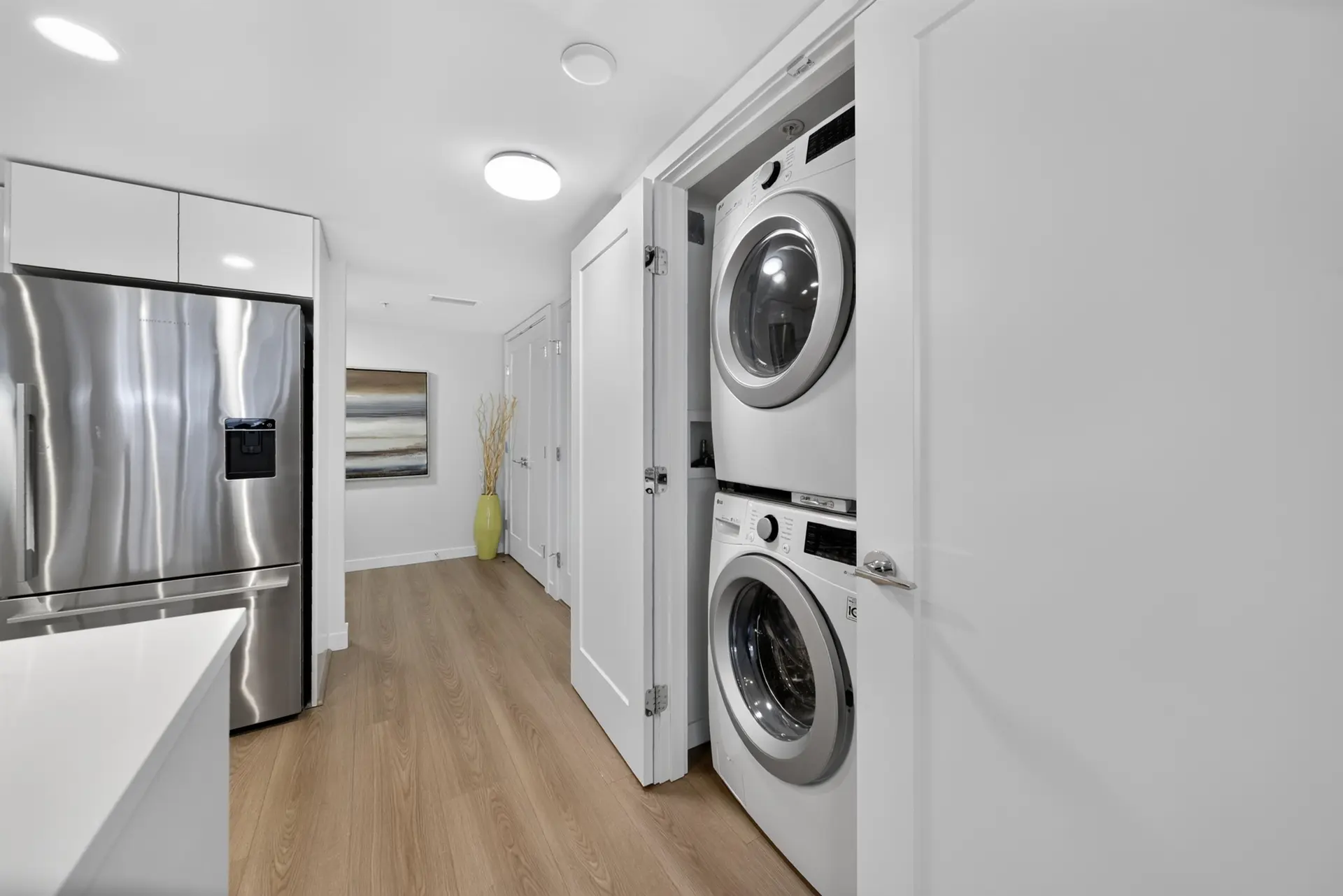 #507 8699 Hazelbridge Way - Image 7