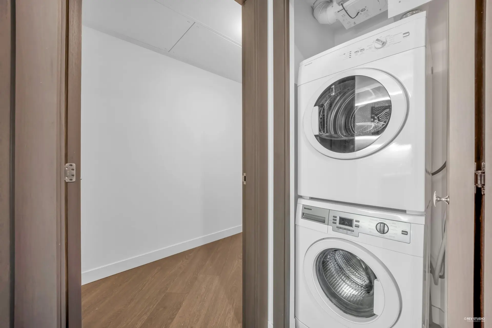 #1020 68 Smithe Street - Image 14