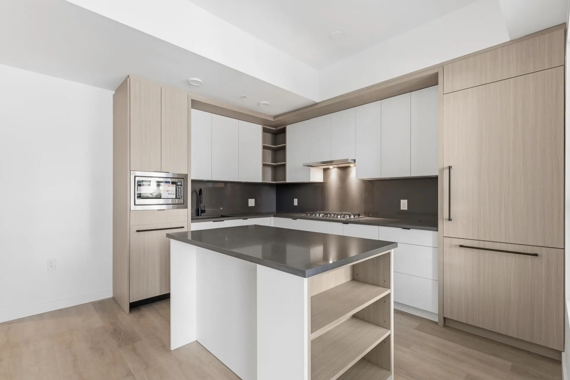 #102 2268 E Broadway - Image 2