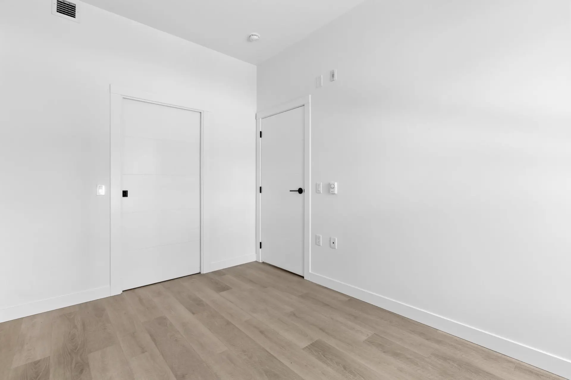 #102 2268 E Broadway - Image 7