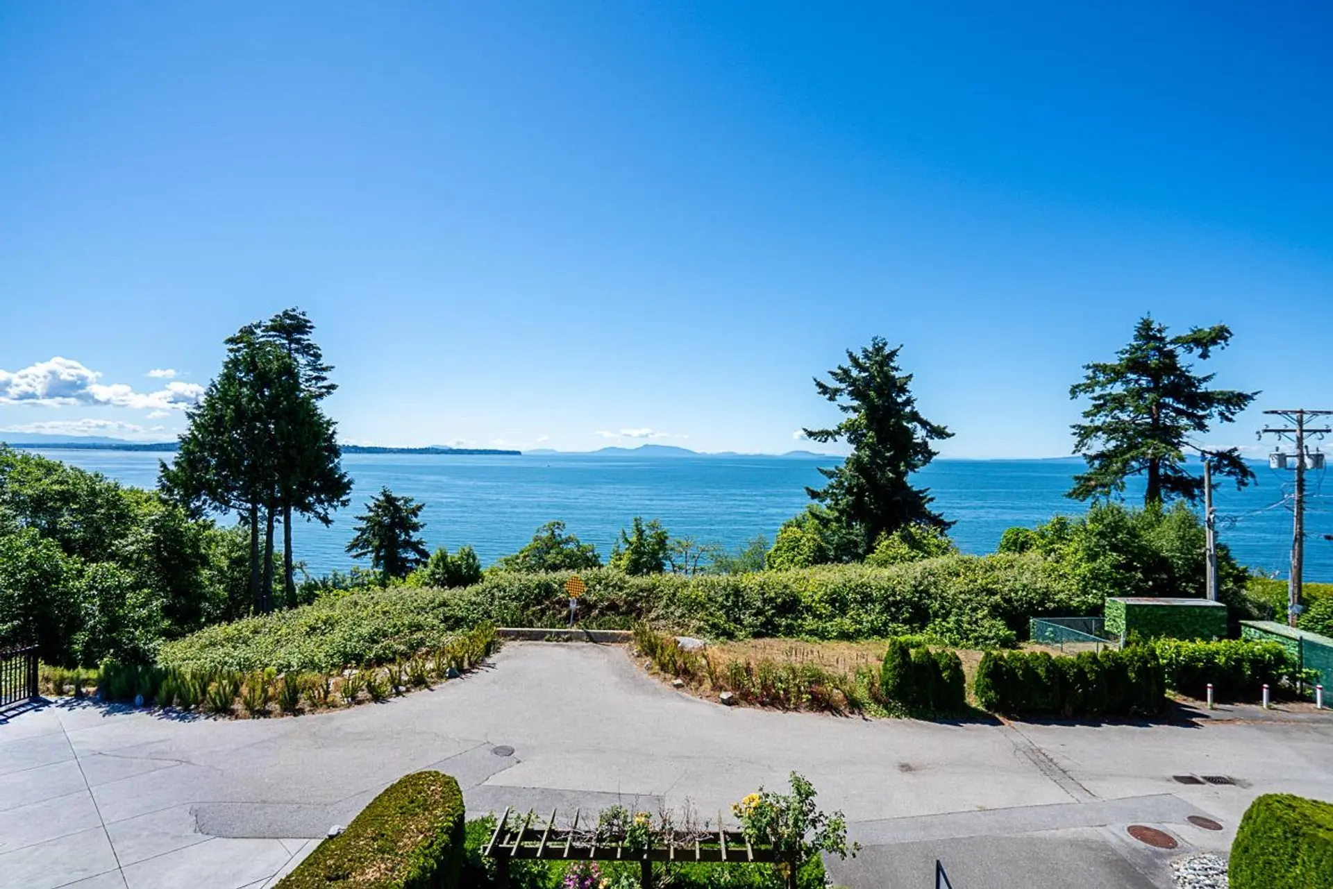 13289 12b Avenue - Image 2