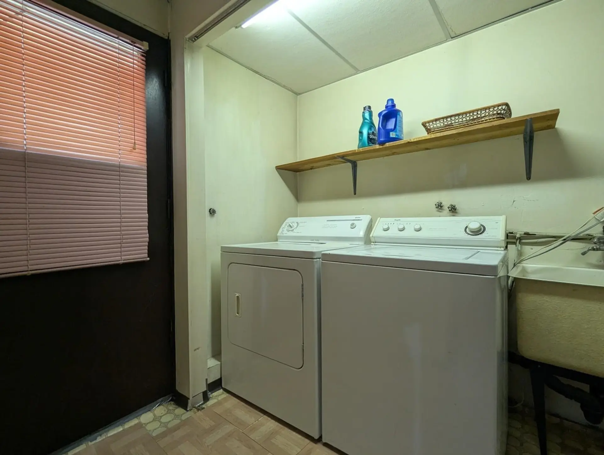9880 Francis Road - Image 17
