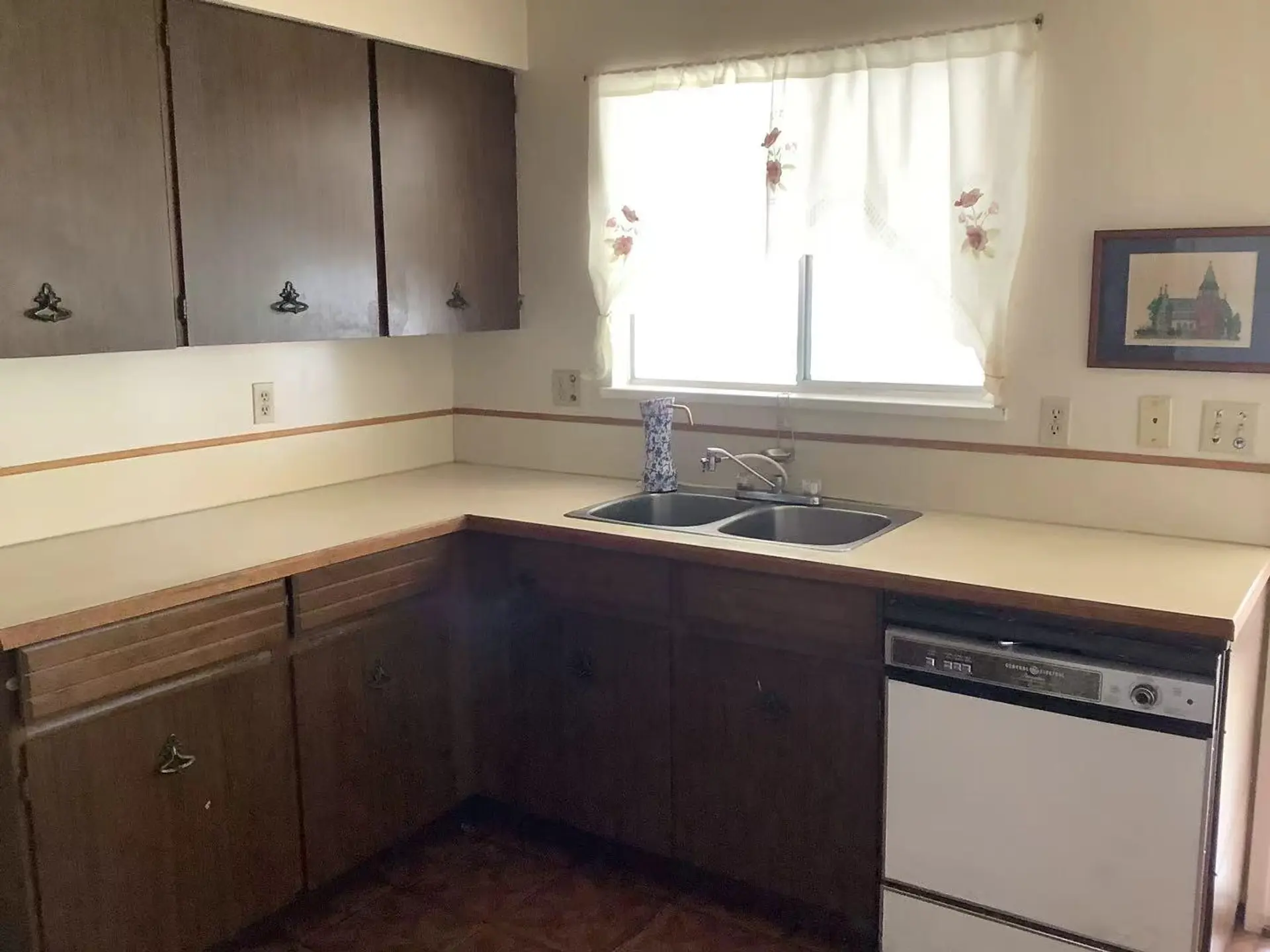 9880 Francis Road - Image 4