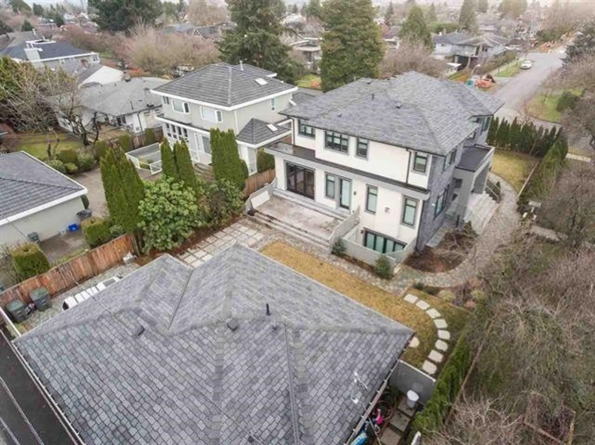 7488 Cartier Street - Image 3