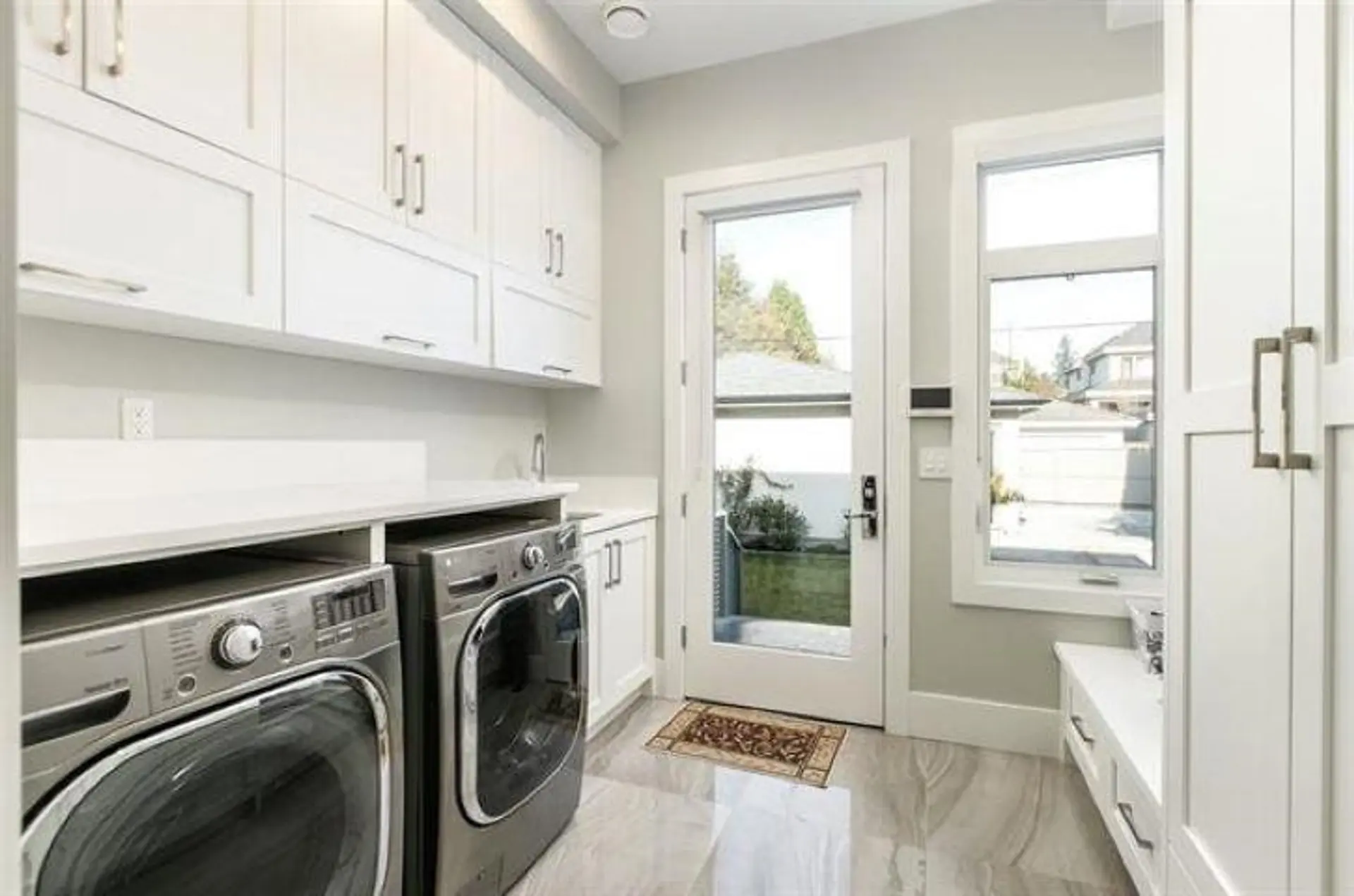 7488 Cartier Street - Image 10