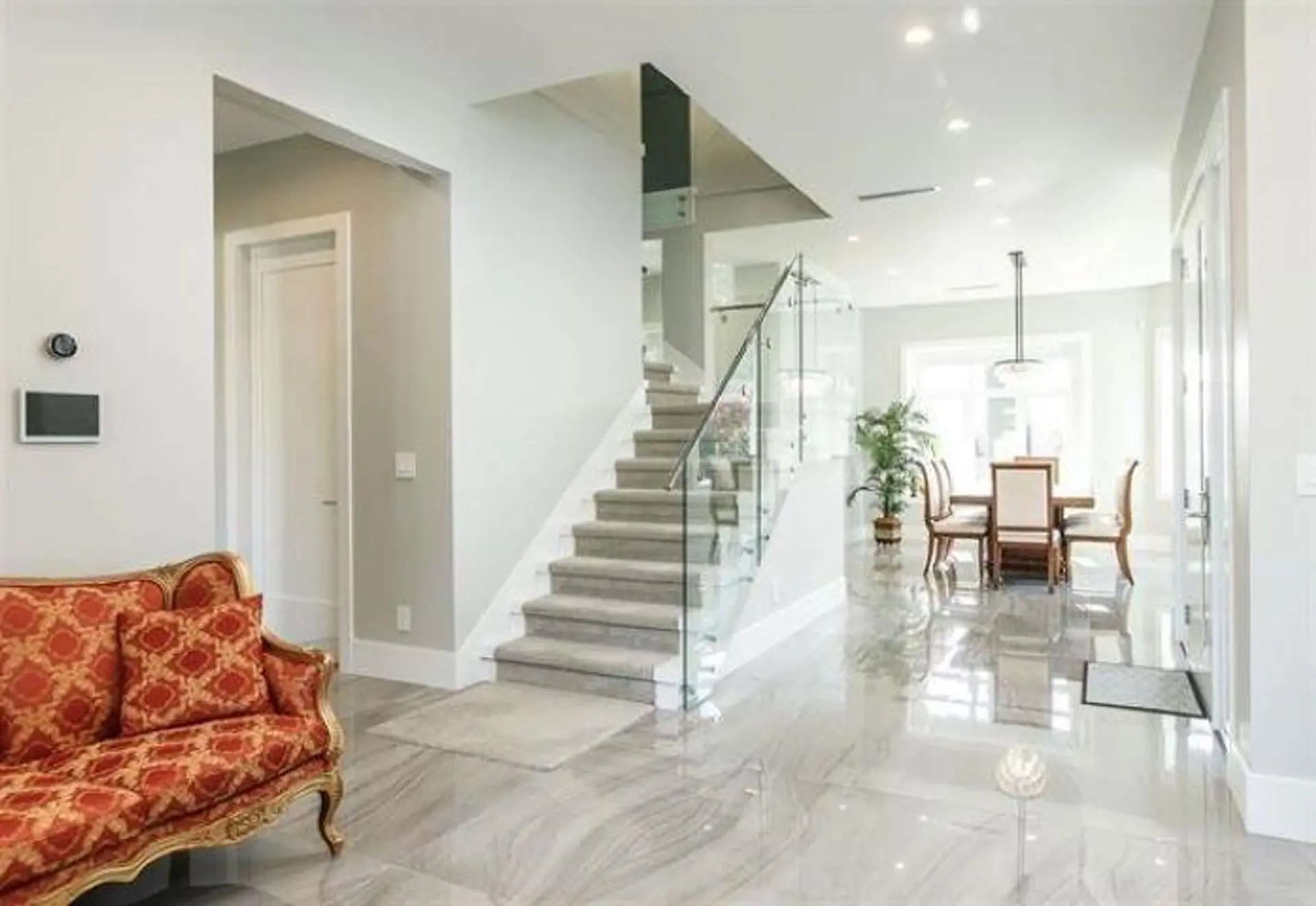 7488 Cartier Street - Image 4