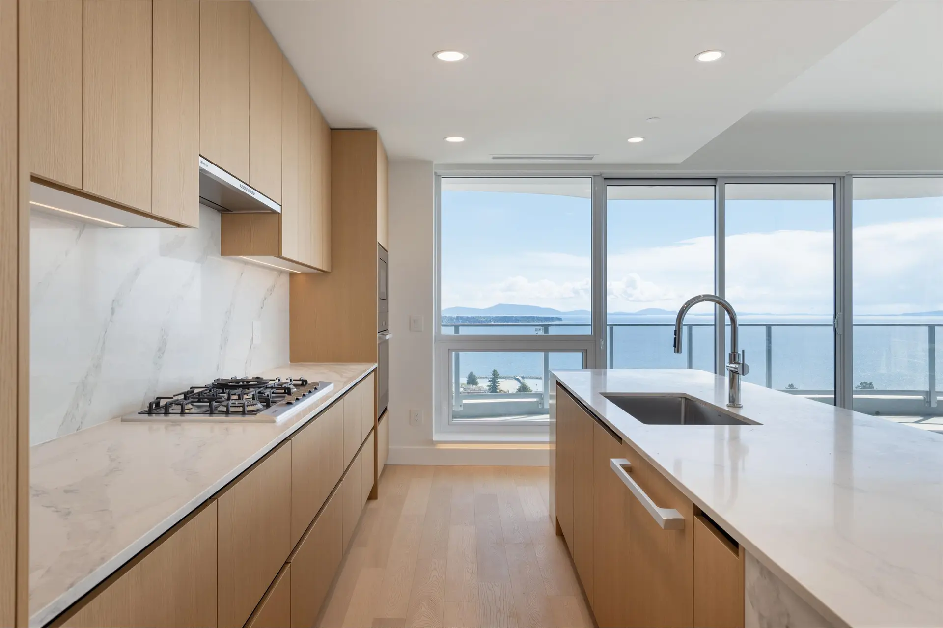 #1605 1475 Foster Street - Image 7