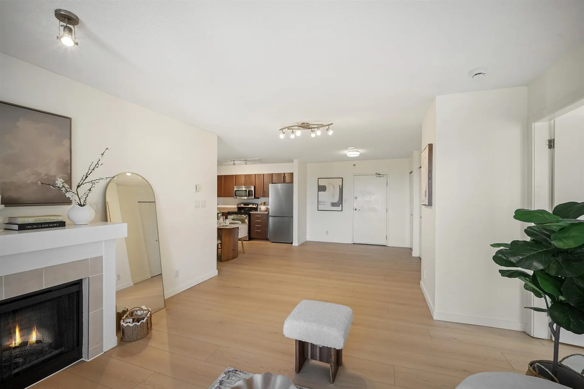#3802 1178 Heffley Crescent - Image 2