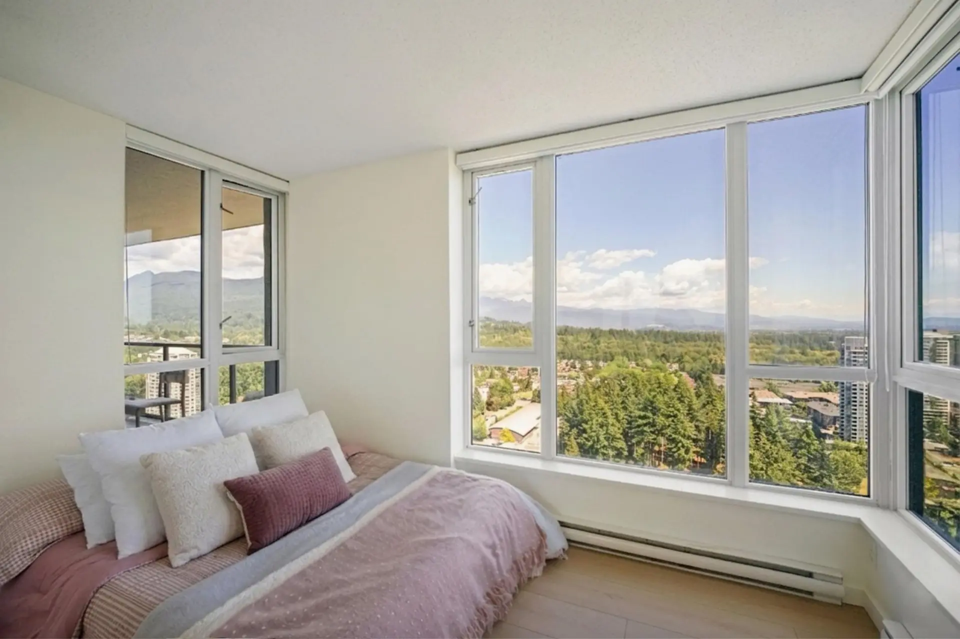 #3802 1178 Heffley Crescent - Image 10
