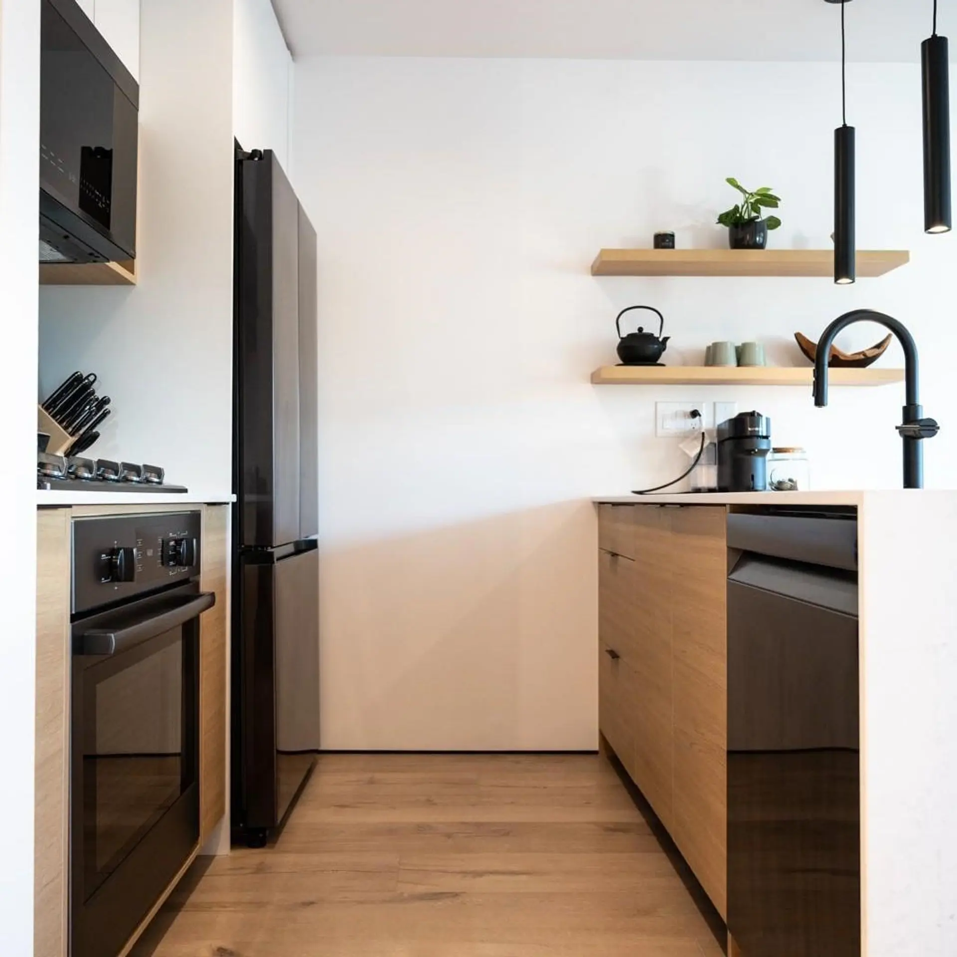 #502 2979 Glen Drive - Image 3