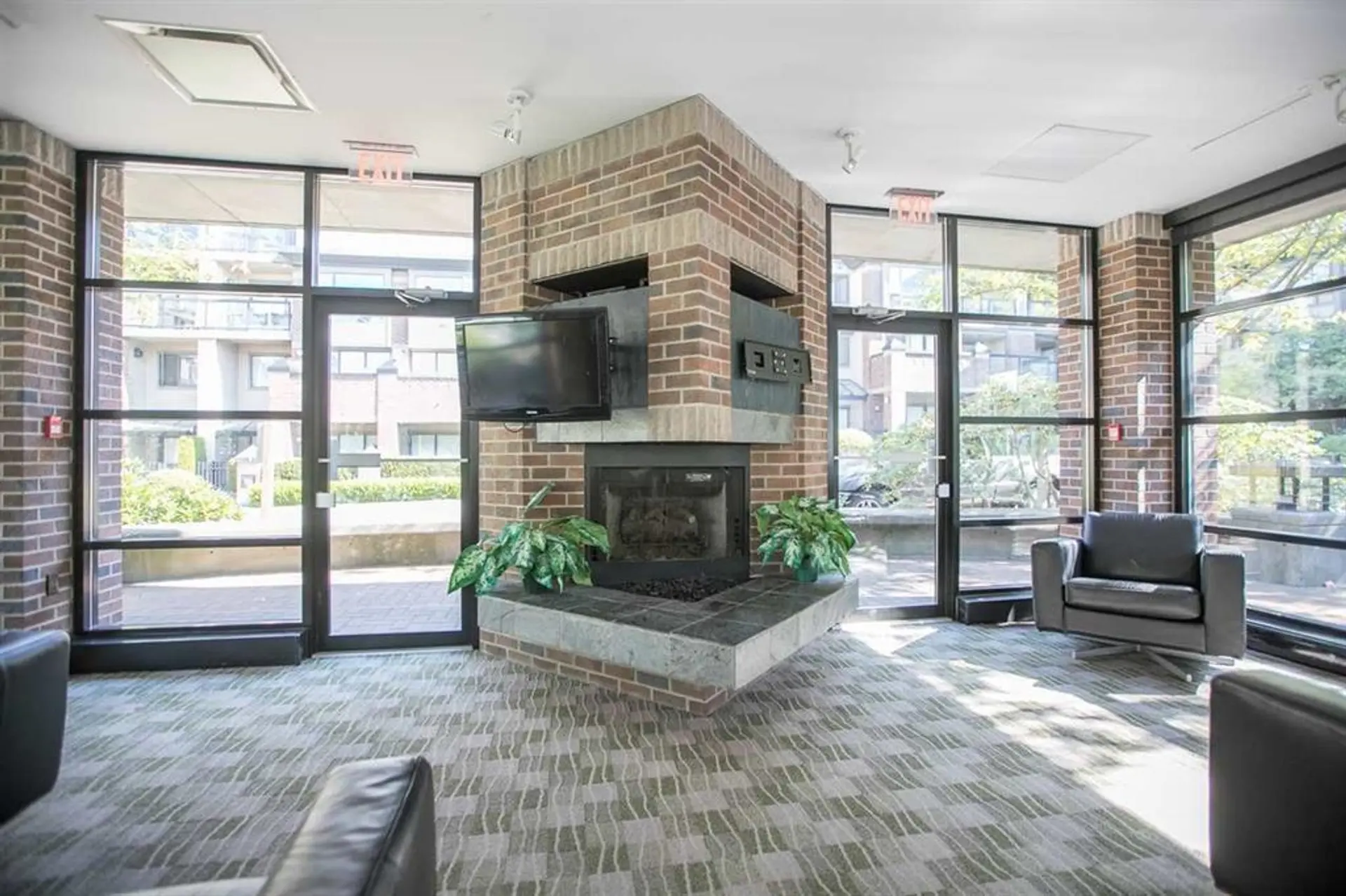 #328 10838 City Parkway - Image 8