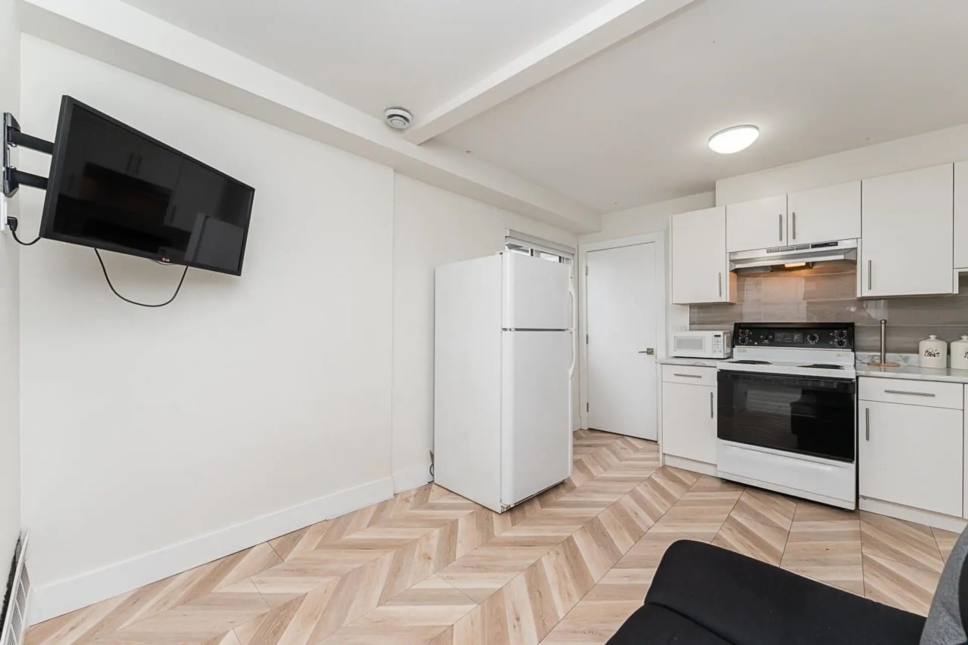 12850 115b Avenue - Image 12