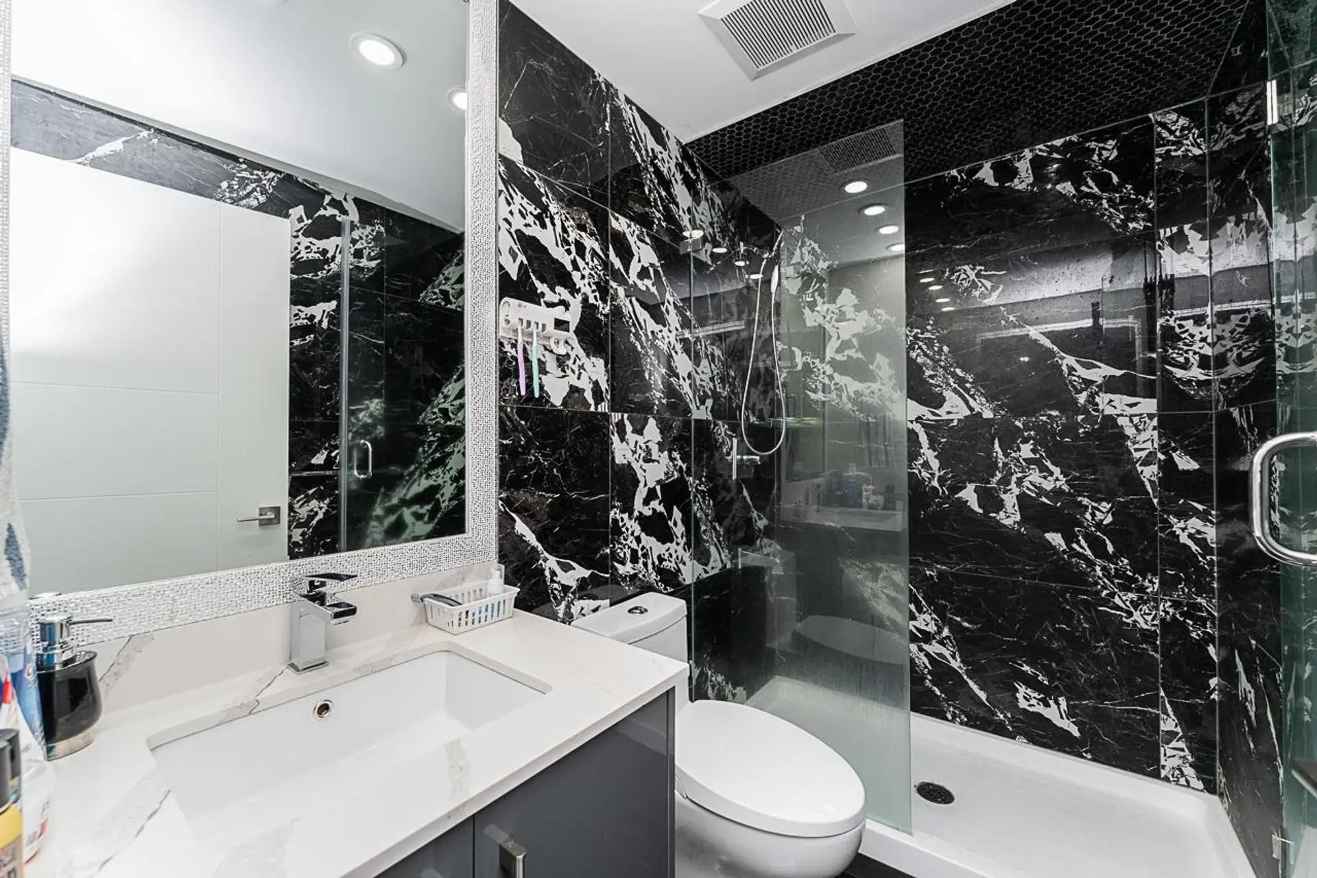 12850 115b Avenue - Image 11