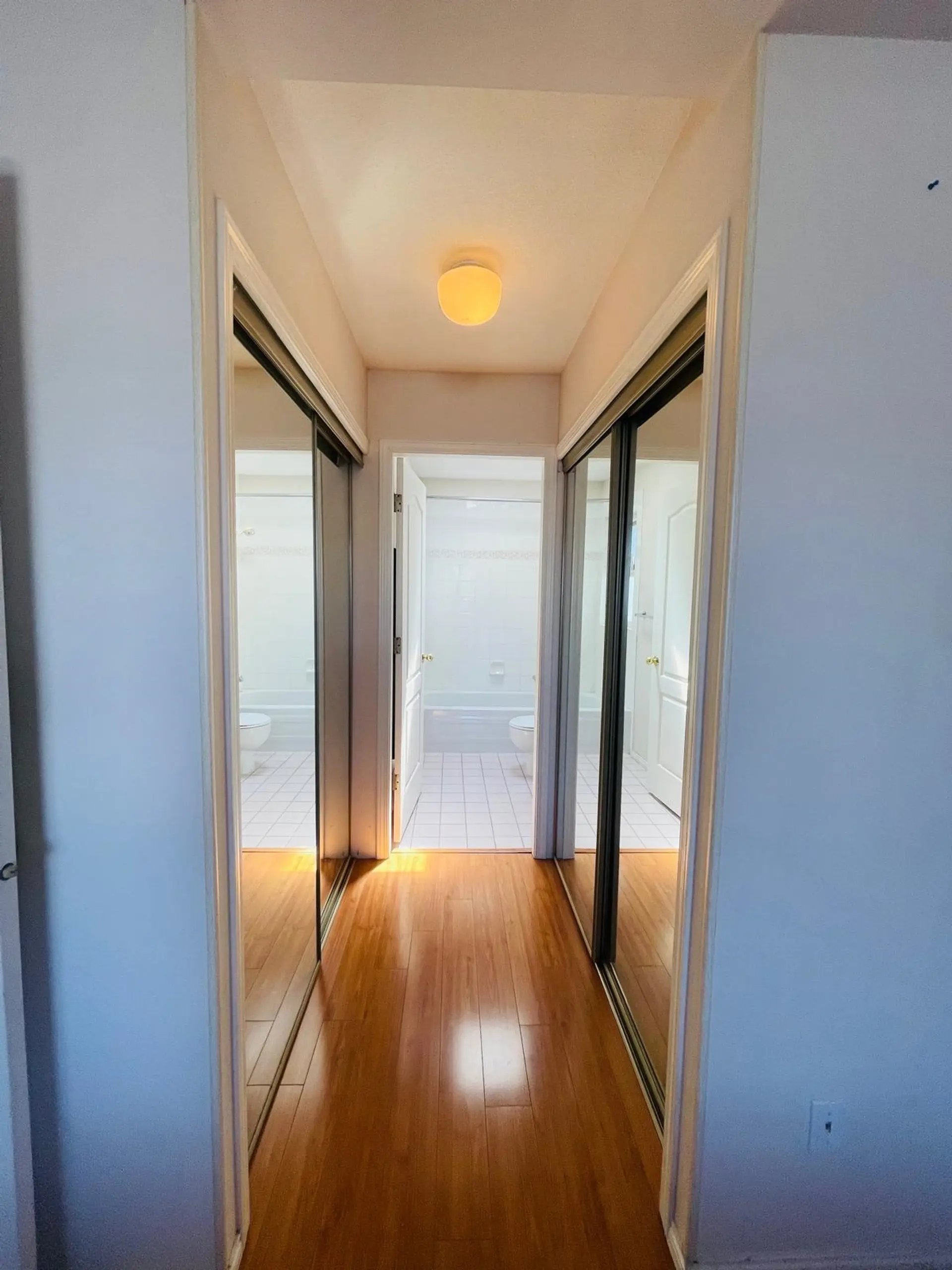 #302 2288 Newport Avenue - Image 11