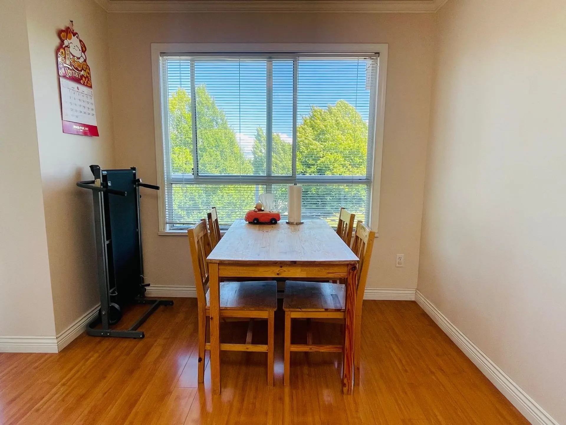 #302 2288 Newport Avenue - Image 6
