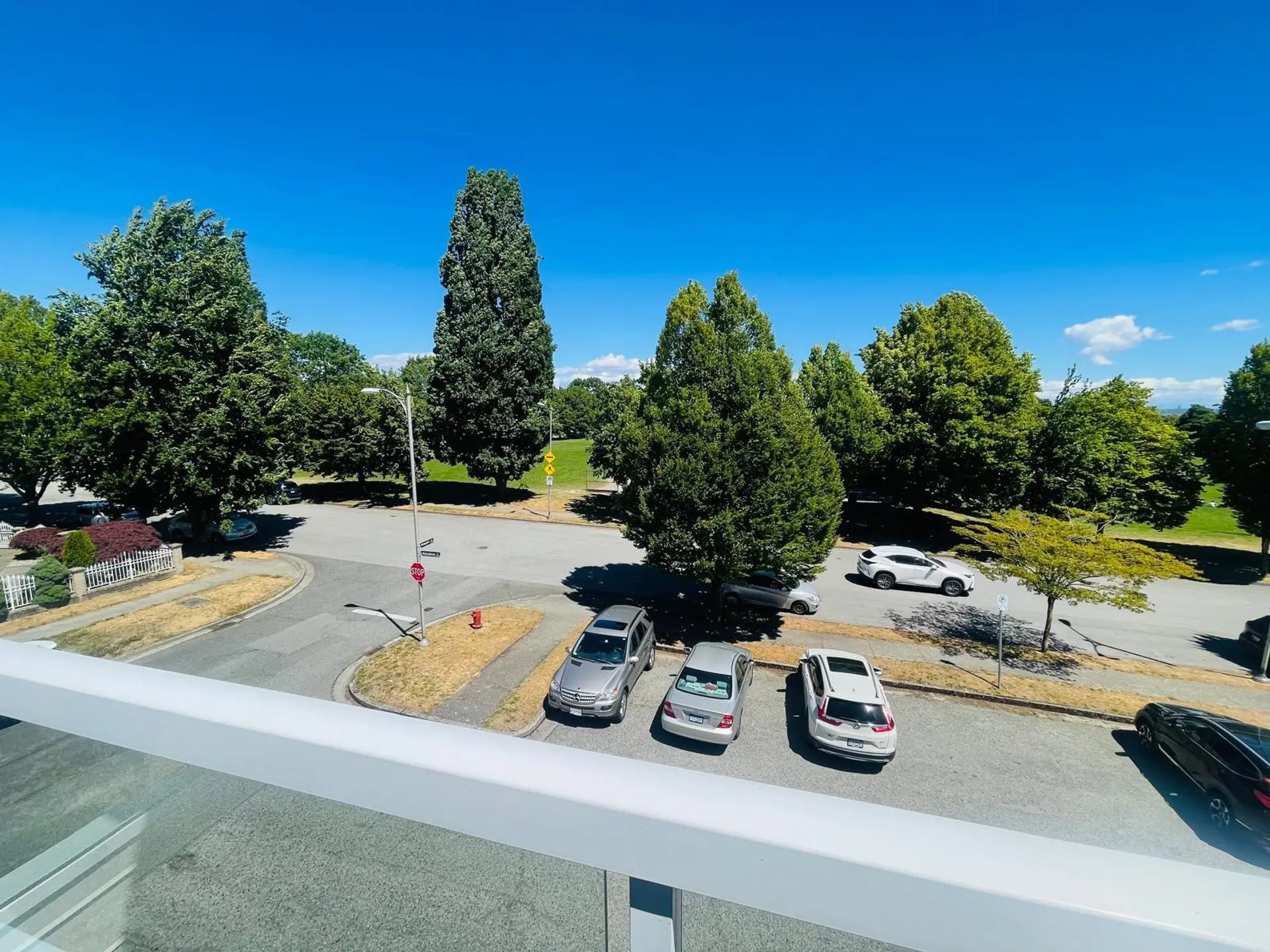 #302 2288 Newport Avenue - Image 13