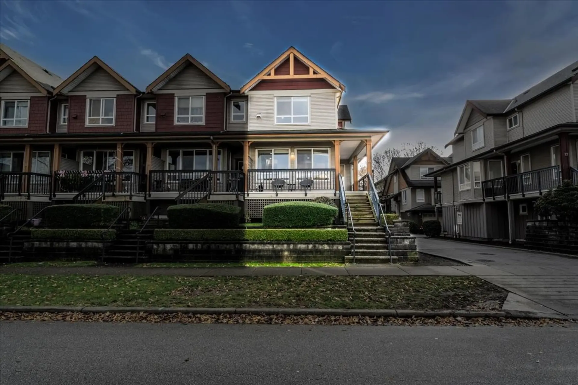 #26 16772 61 Avenue - Image 2