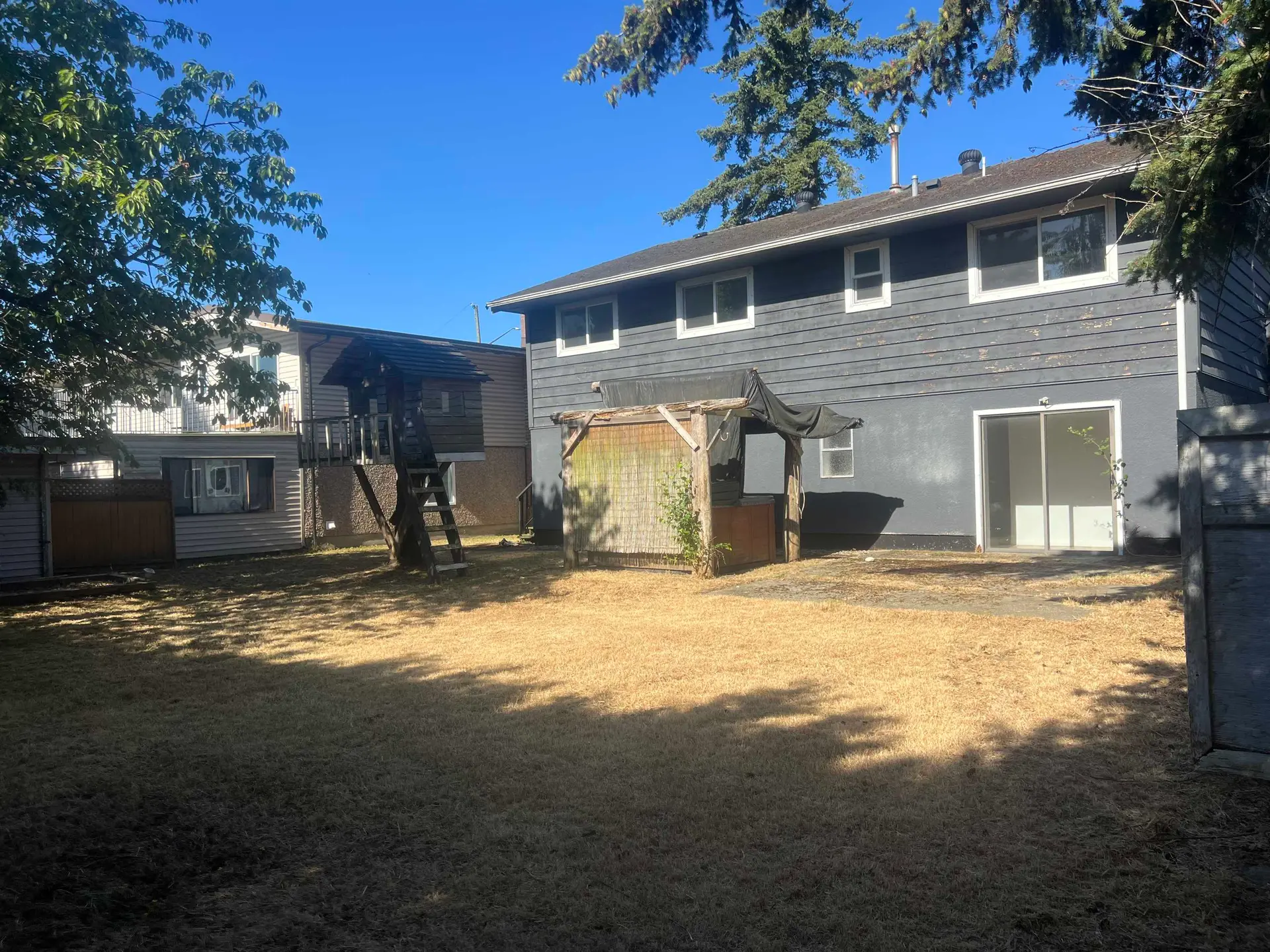 5185 N Whitworth Crescent - Image 3