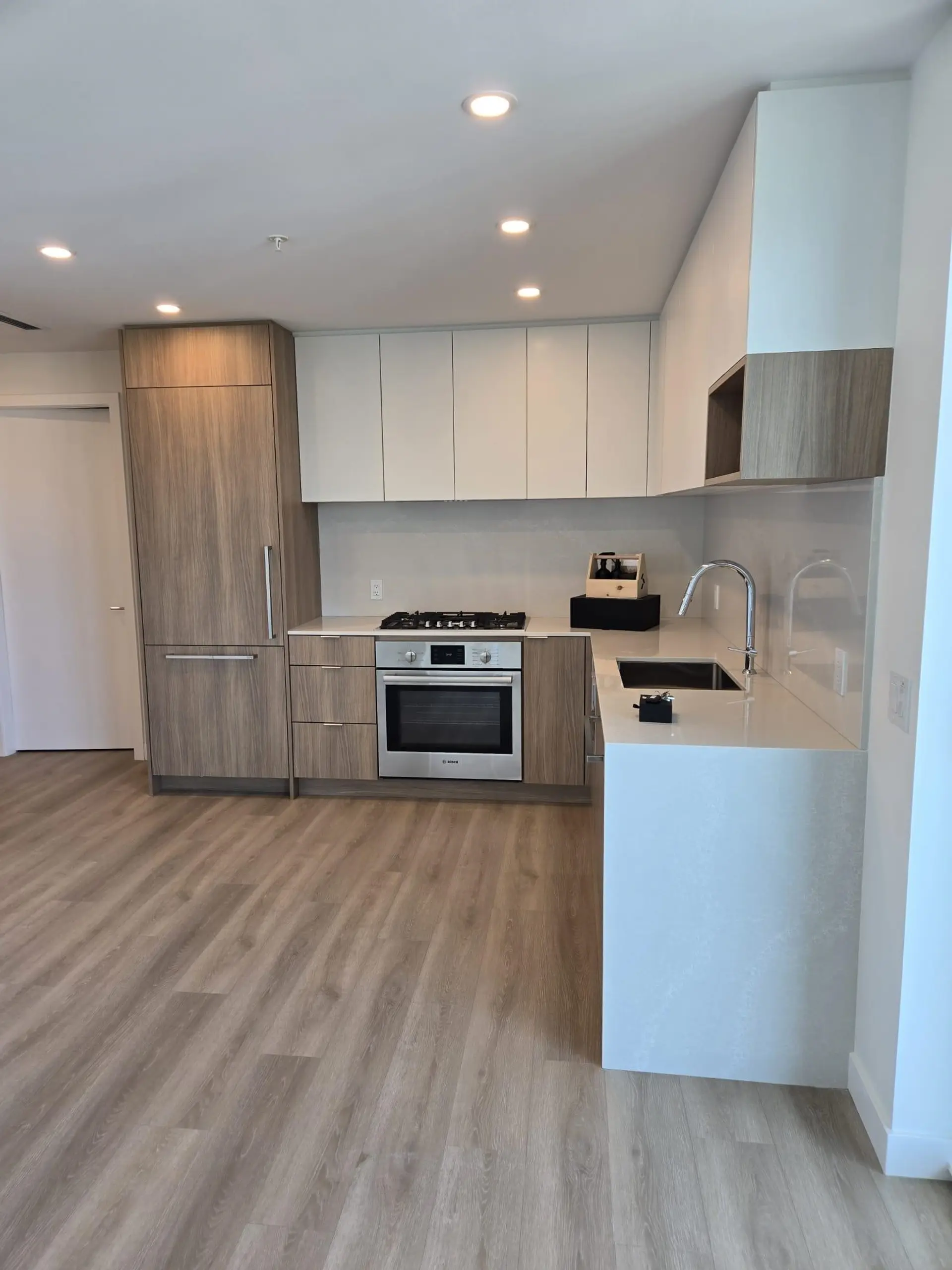 #3901 6087 Wilson Avenue