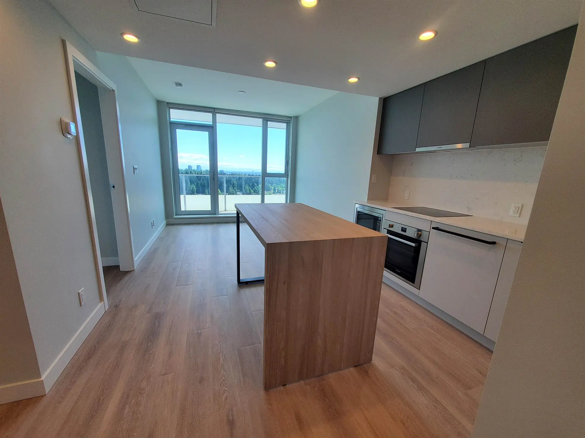 #3202 567 Emerson Street - Image 8